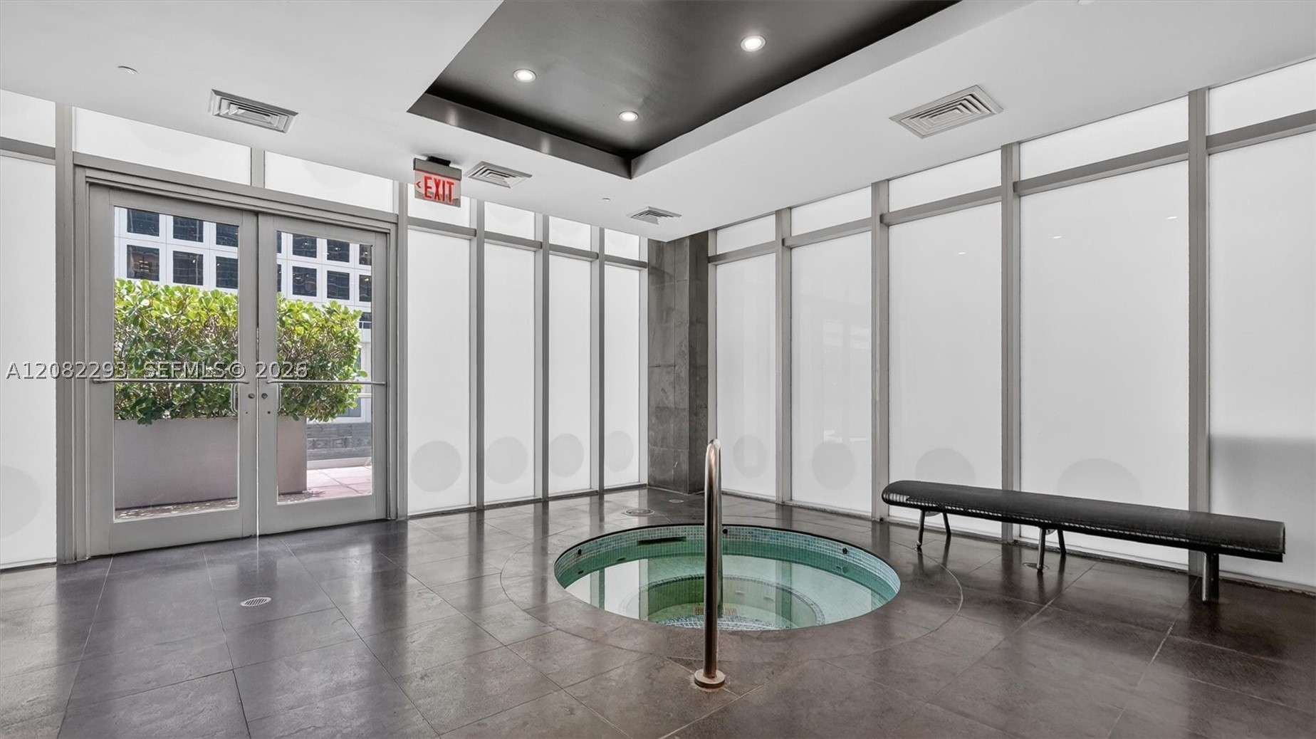 image 500 Brickell East44