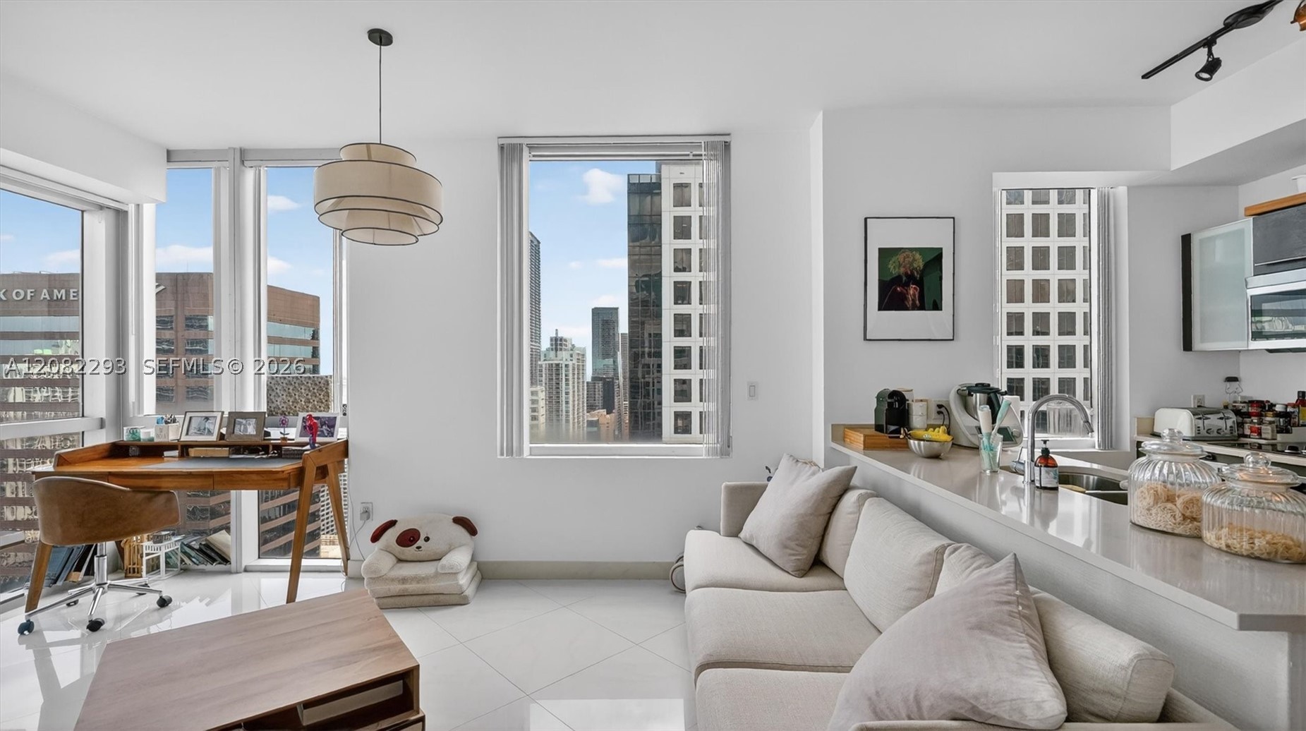 image 500 Brickell East5