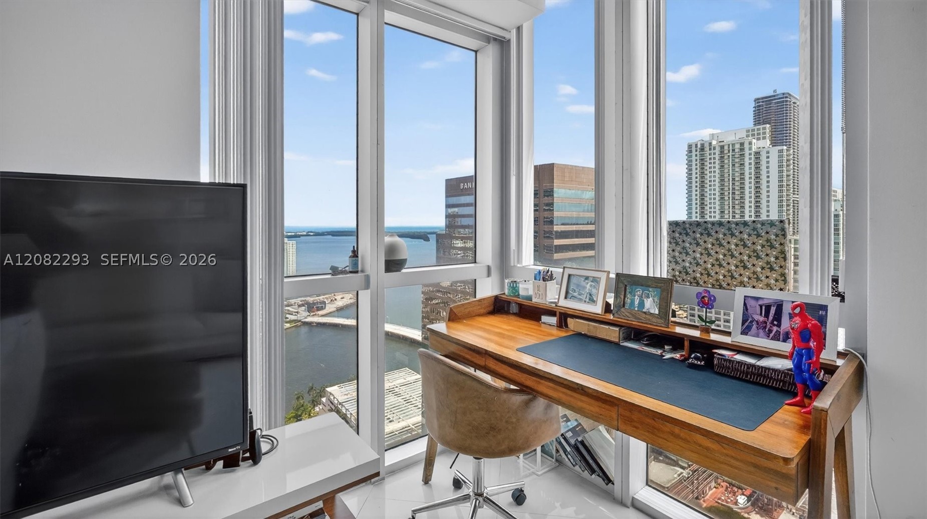 image 500 Brickell East6