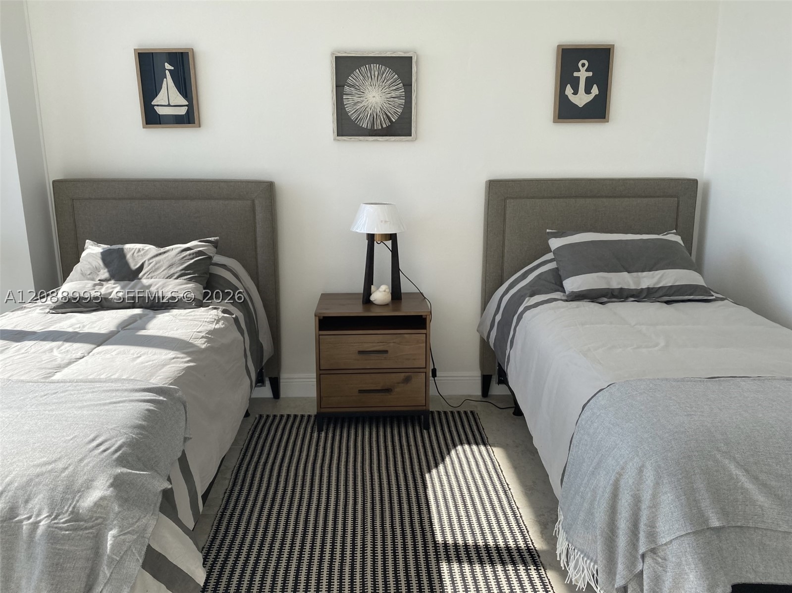 image Harbour House14