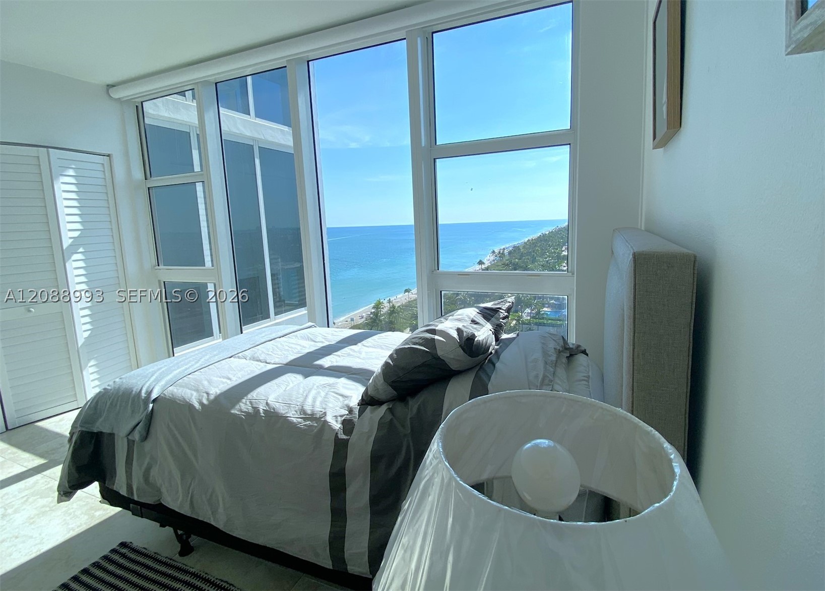 image Harbour House15