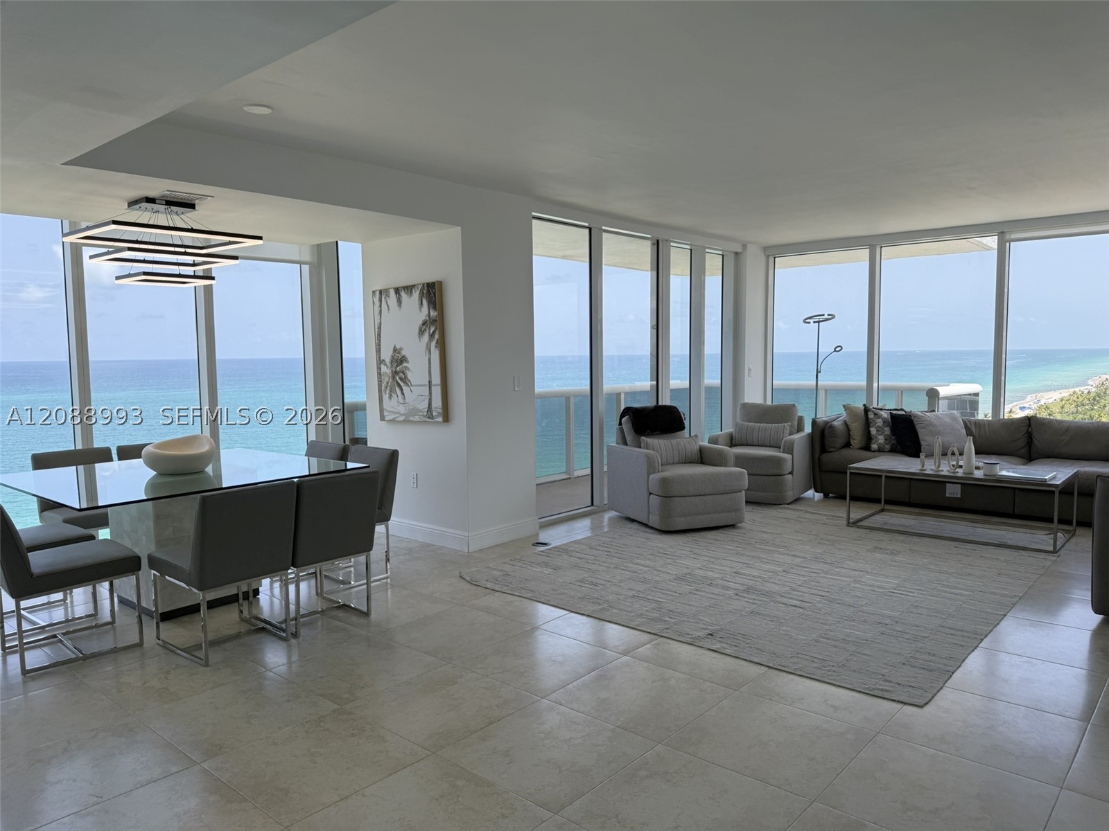 image Harbour House7