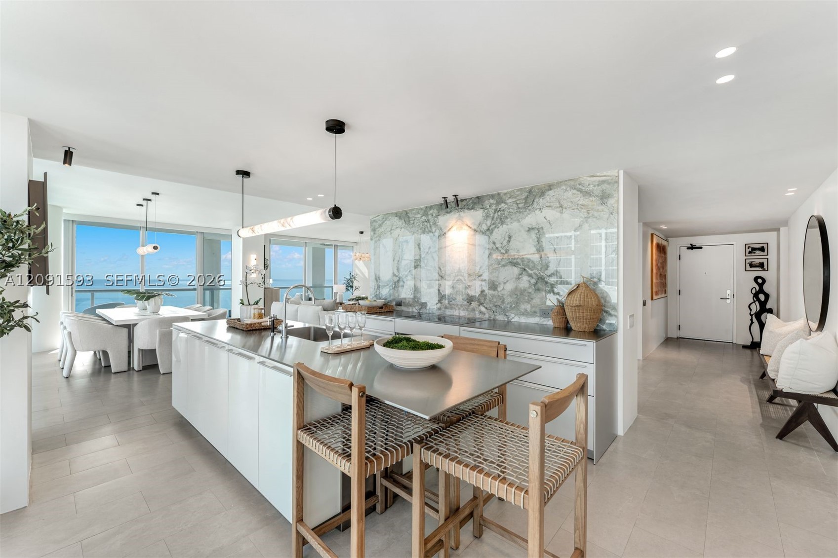 6799 Collins Ave #LPH02 Miami Beach, FL 33141