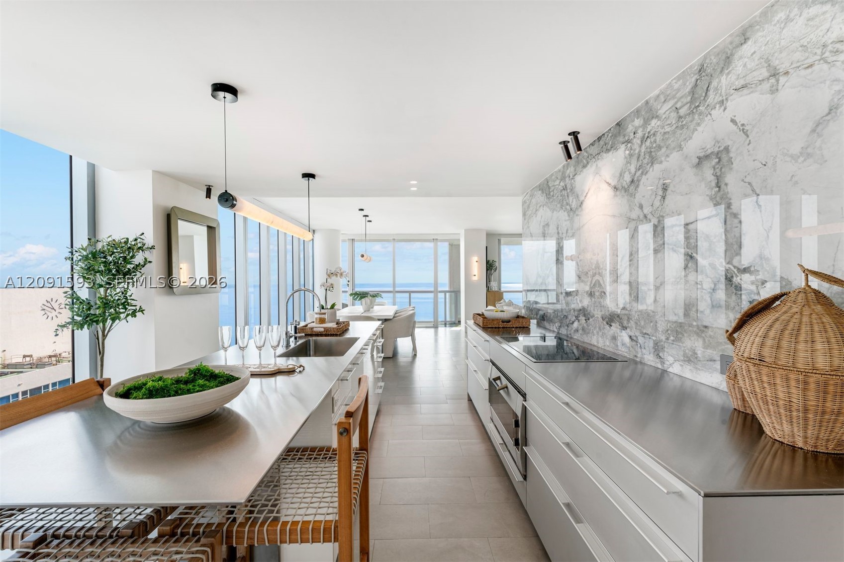 6799 Collins Ave #LPH02 Miami Beach, FL 33141