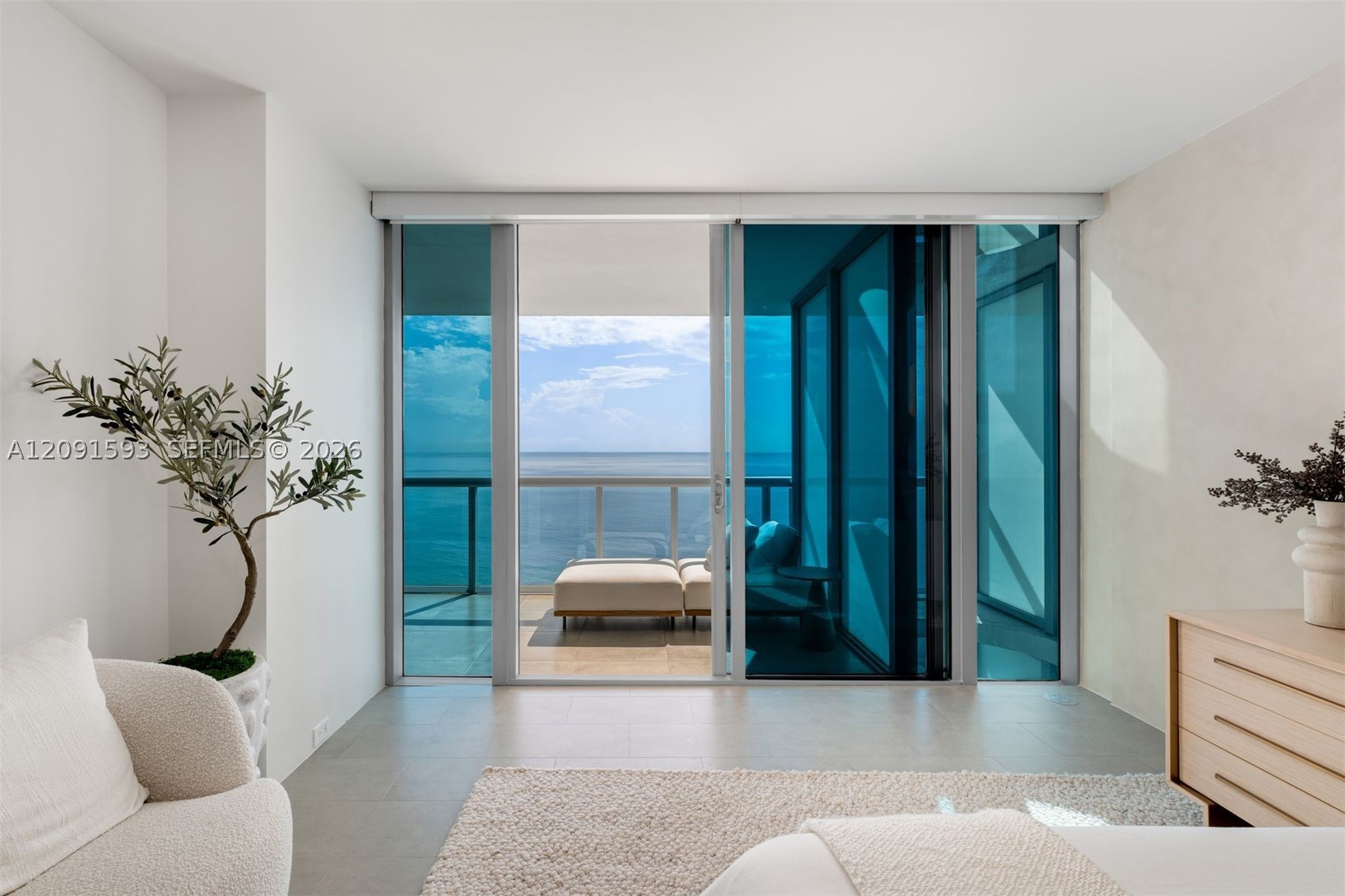 6799 Collins Ave #LPH02 Miami Beach, FL 33141