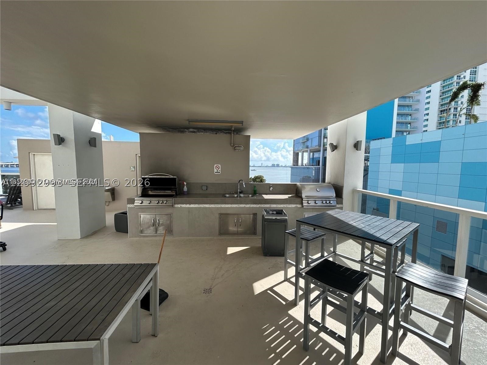 image Bay House22