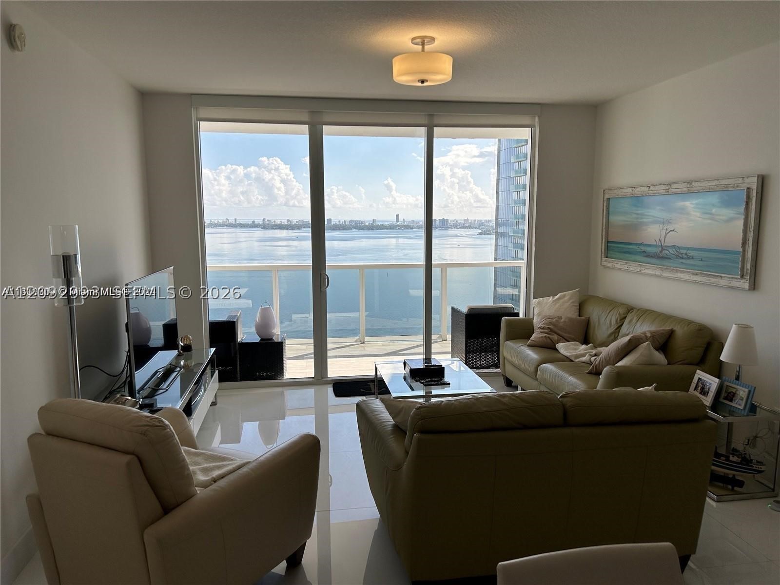 image Bay House23