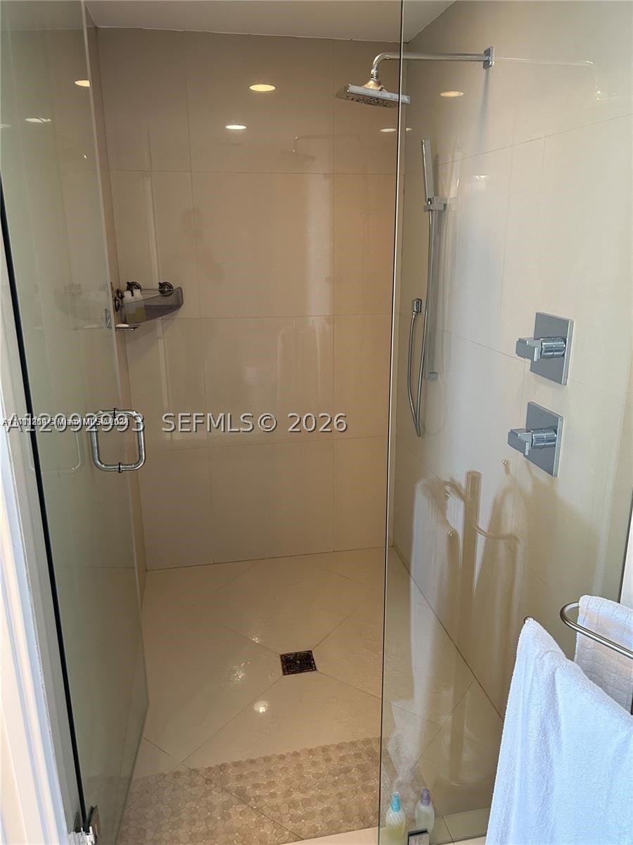 image Bay House26