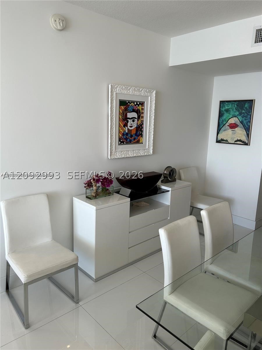 image Bay House6
