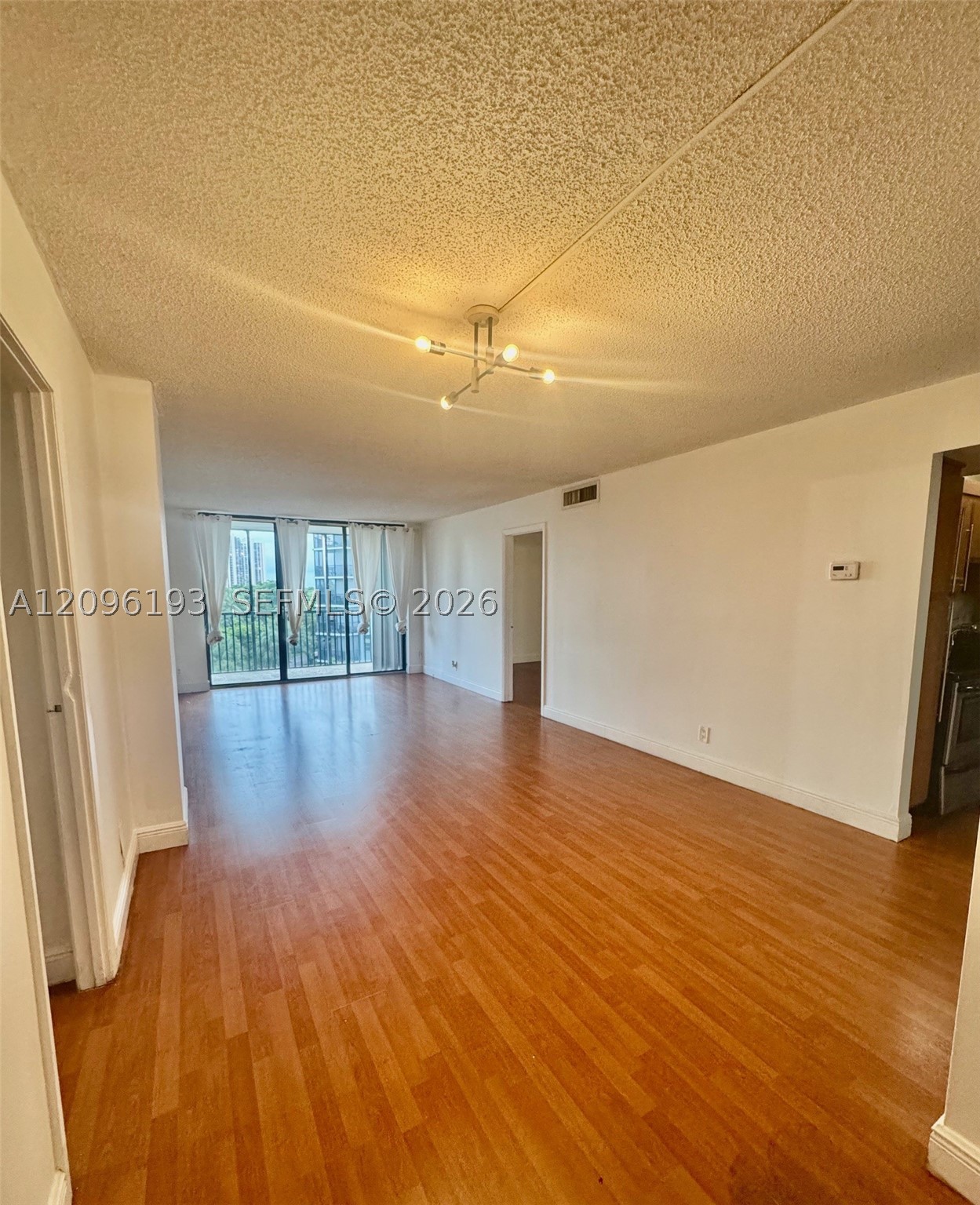 3475 N Country Clb Dr #601