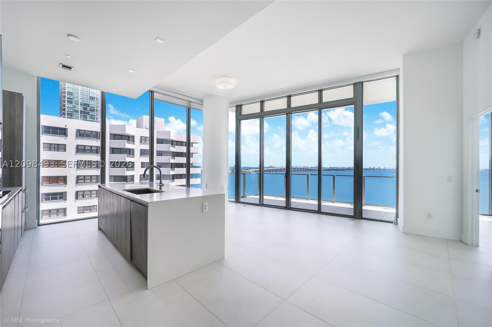 image Biscayne Beach1