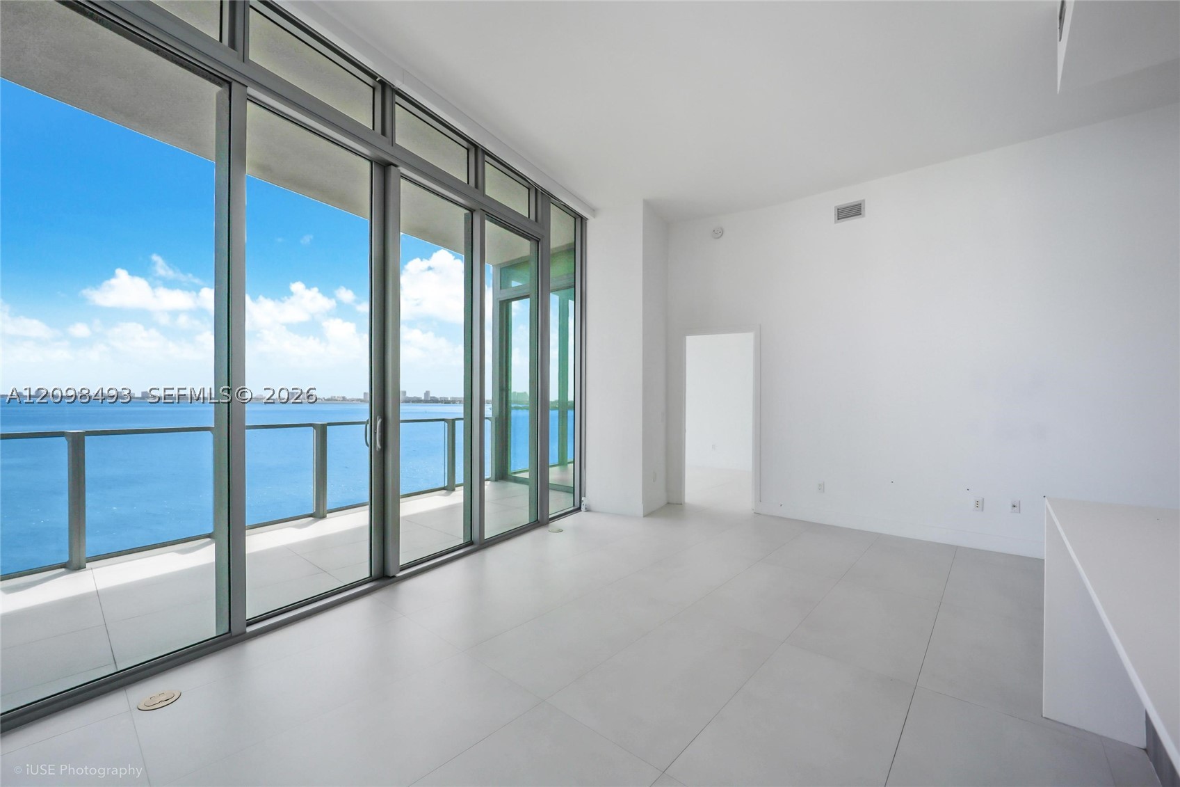 image Biscayne Beach2