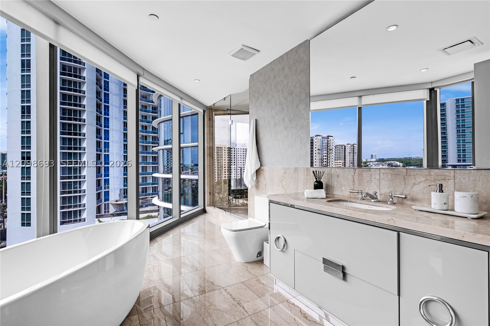 image Ritz-Carlton Sunny Isles Beach51
