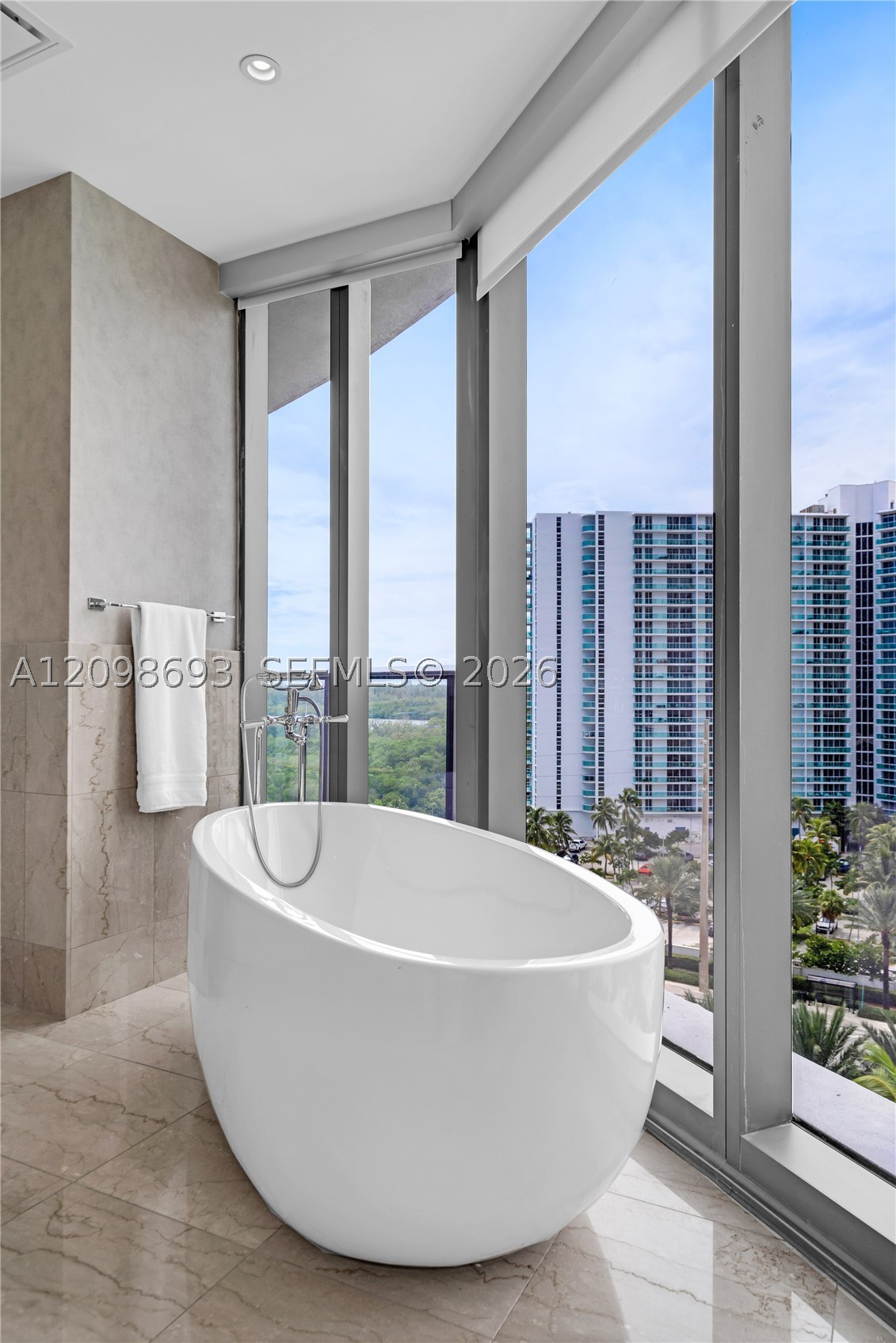 image Ritz-Carlton Sunny Isles Beach52