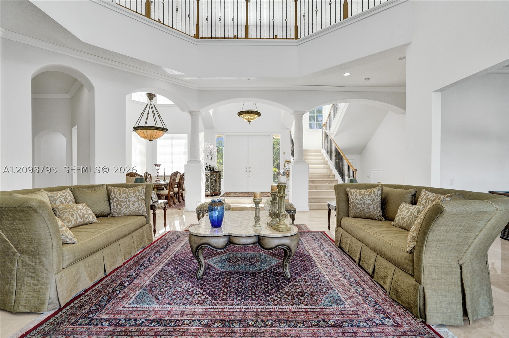 1130 Harbor Ct Hollywood, FL 33019