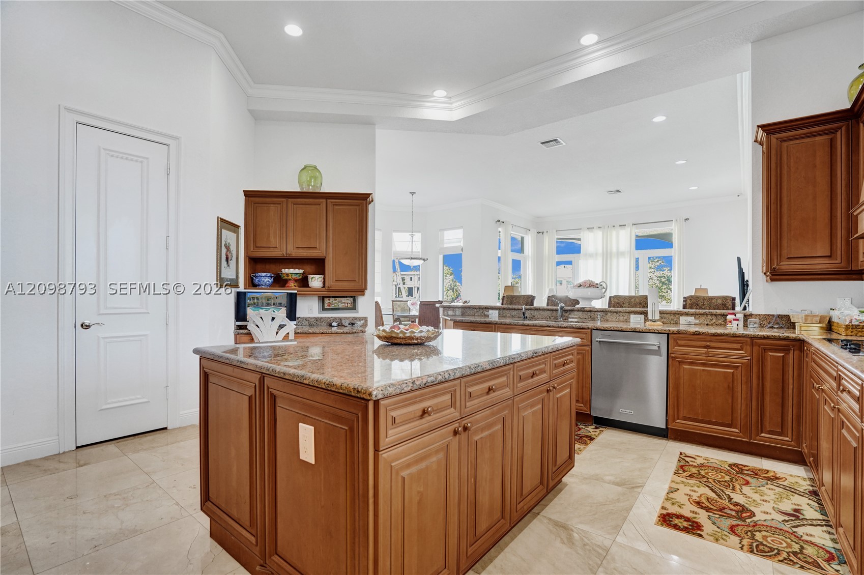 1130 Harbor Ct Hollywood, FL 33019