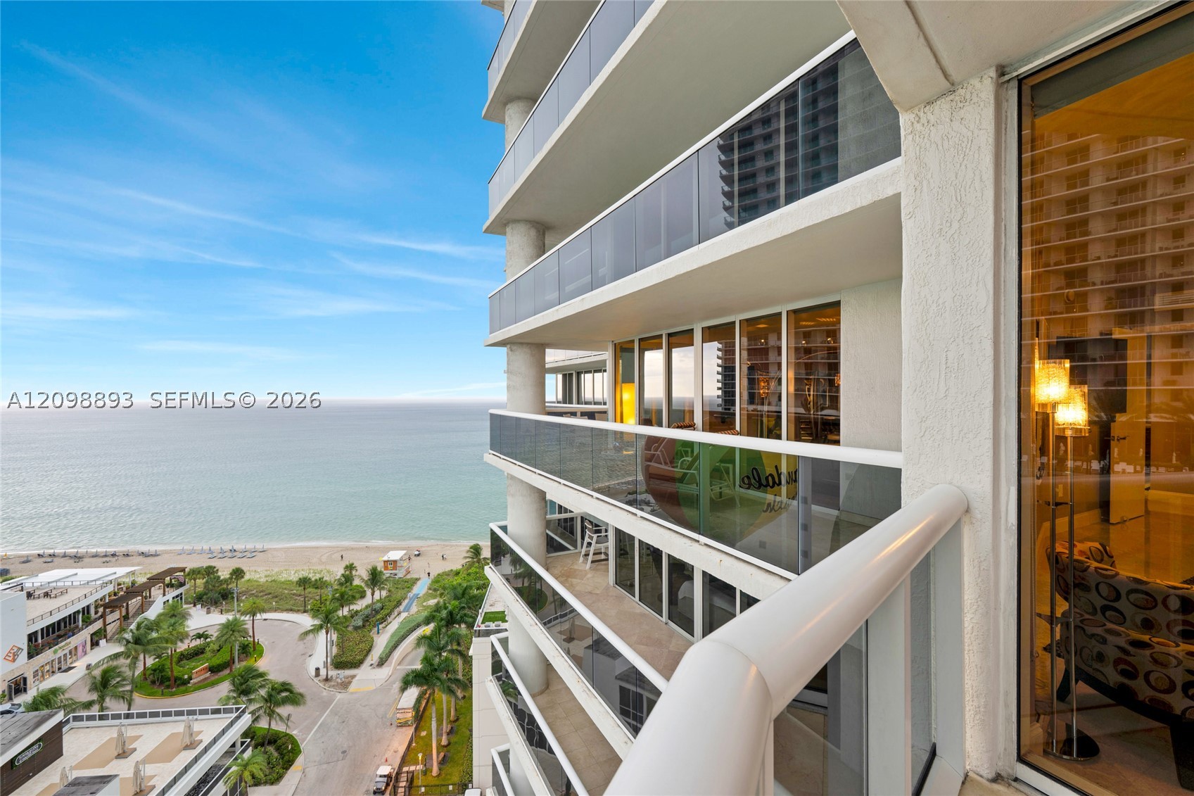 image Beach Club 328