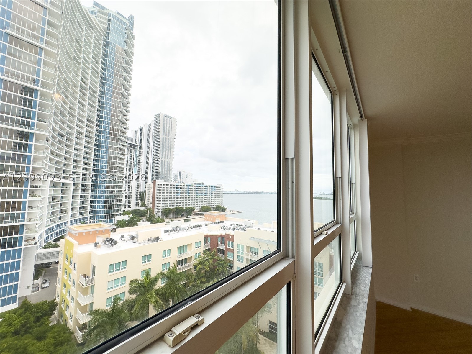 image Cite on the Bay East1
