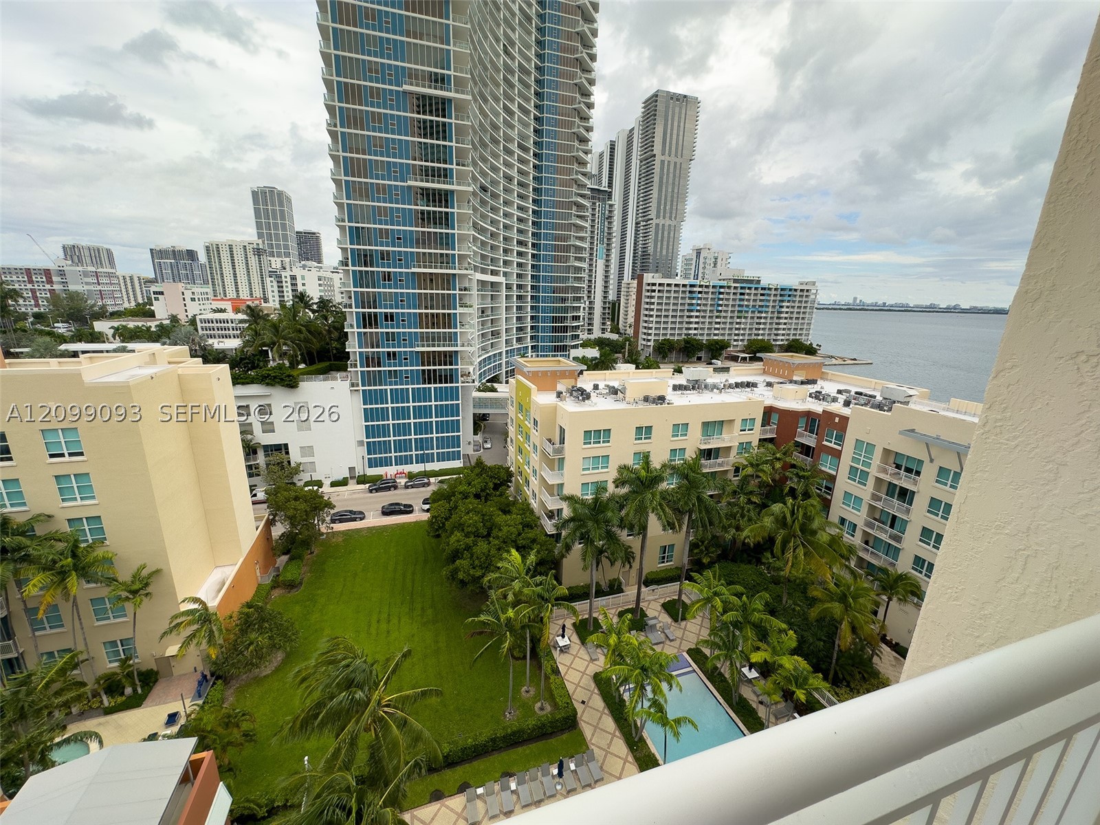 image Cite on the Bay East4