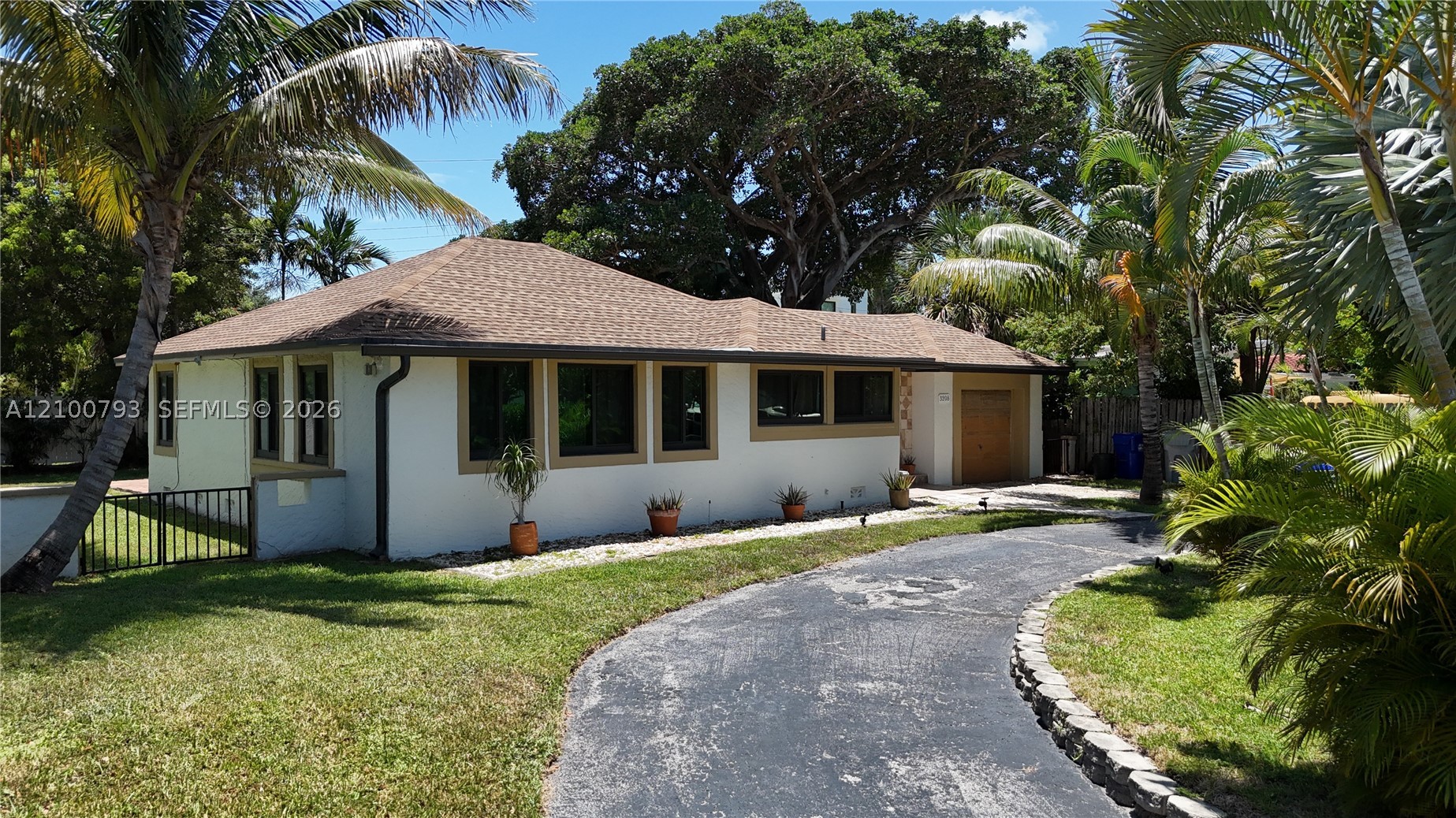 3208 Beacon St Pompano Beach, FL 33062