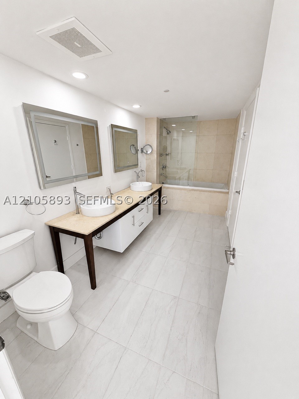 image Icon Brickell I6