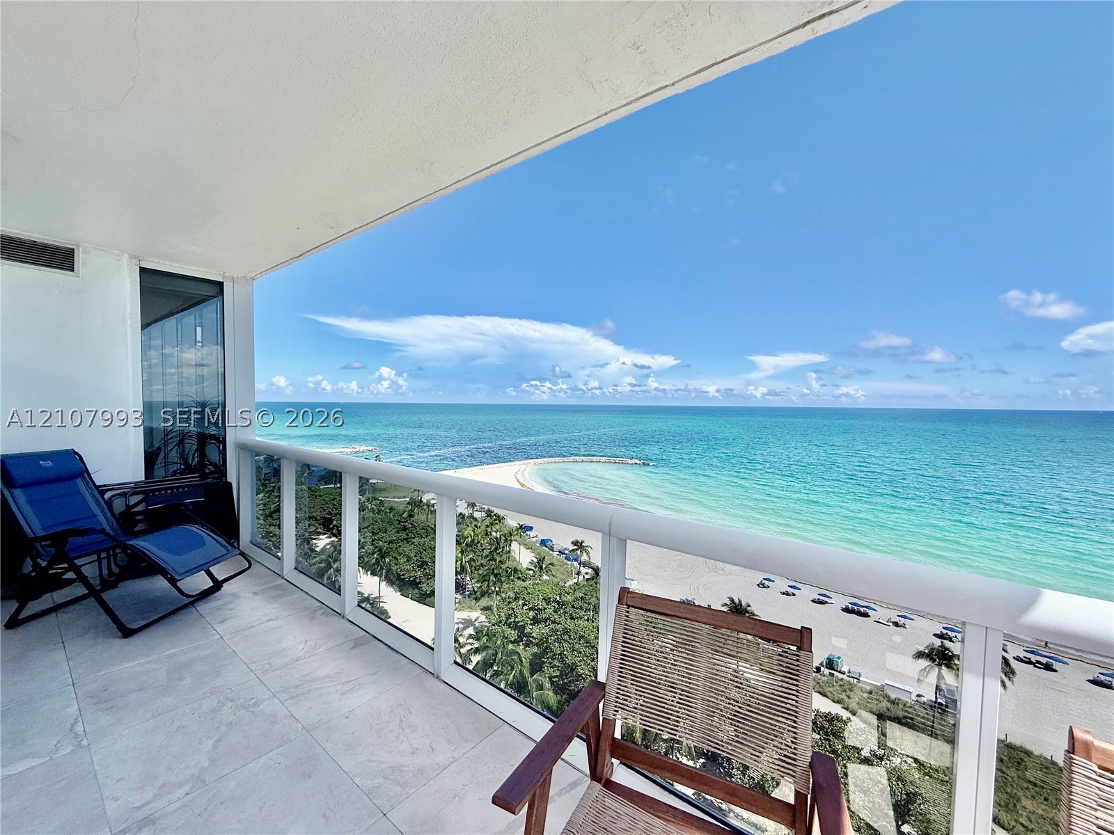image Harbour House25