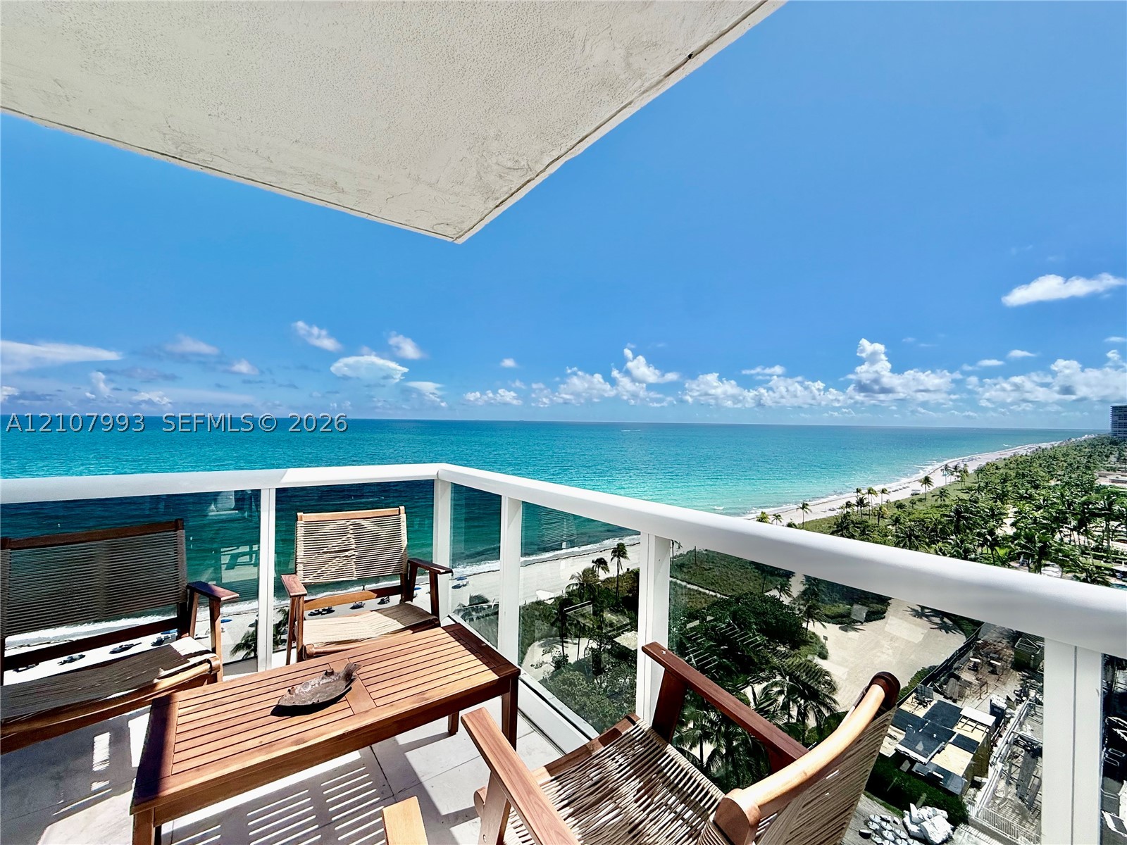 image Harbour House26