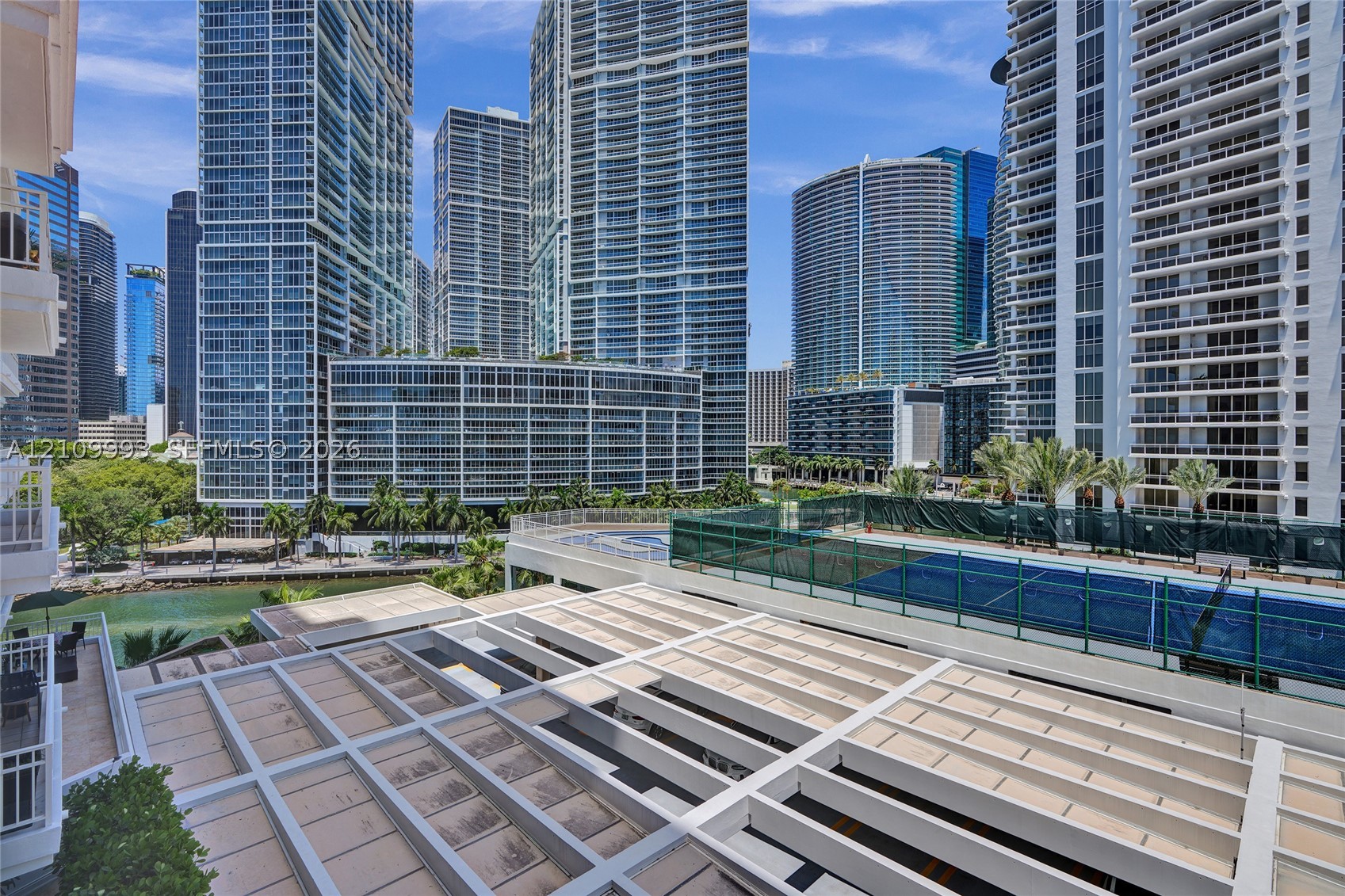801 Brickell Key Blvd #808 Miami, FL 33131