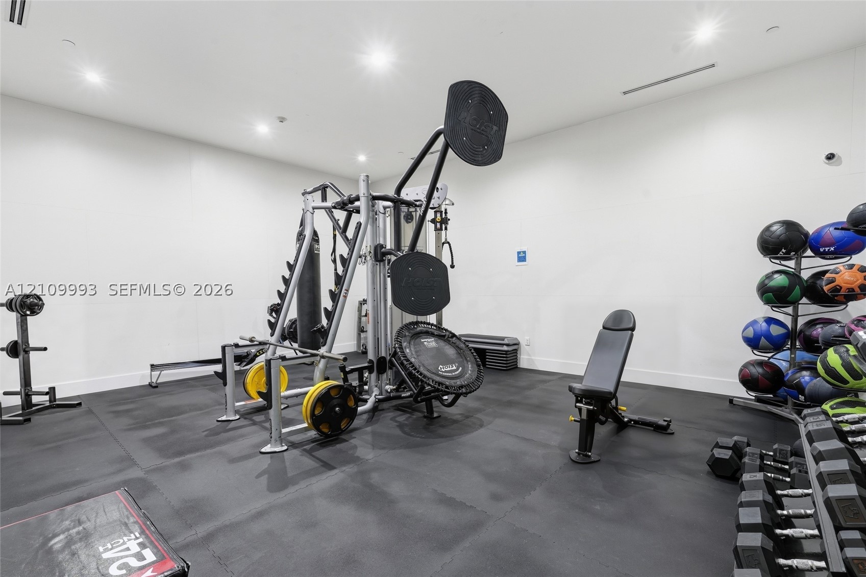 801 Brickell Key Blvd #808 Miami, FL 33131