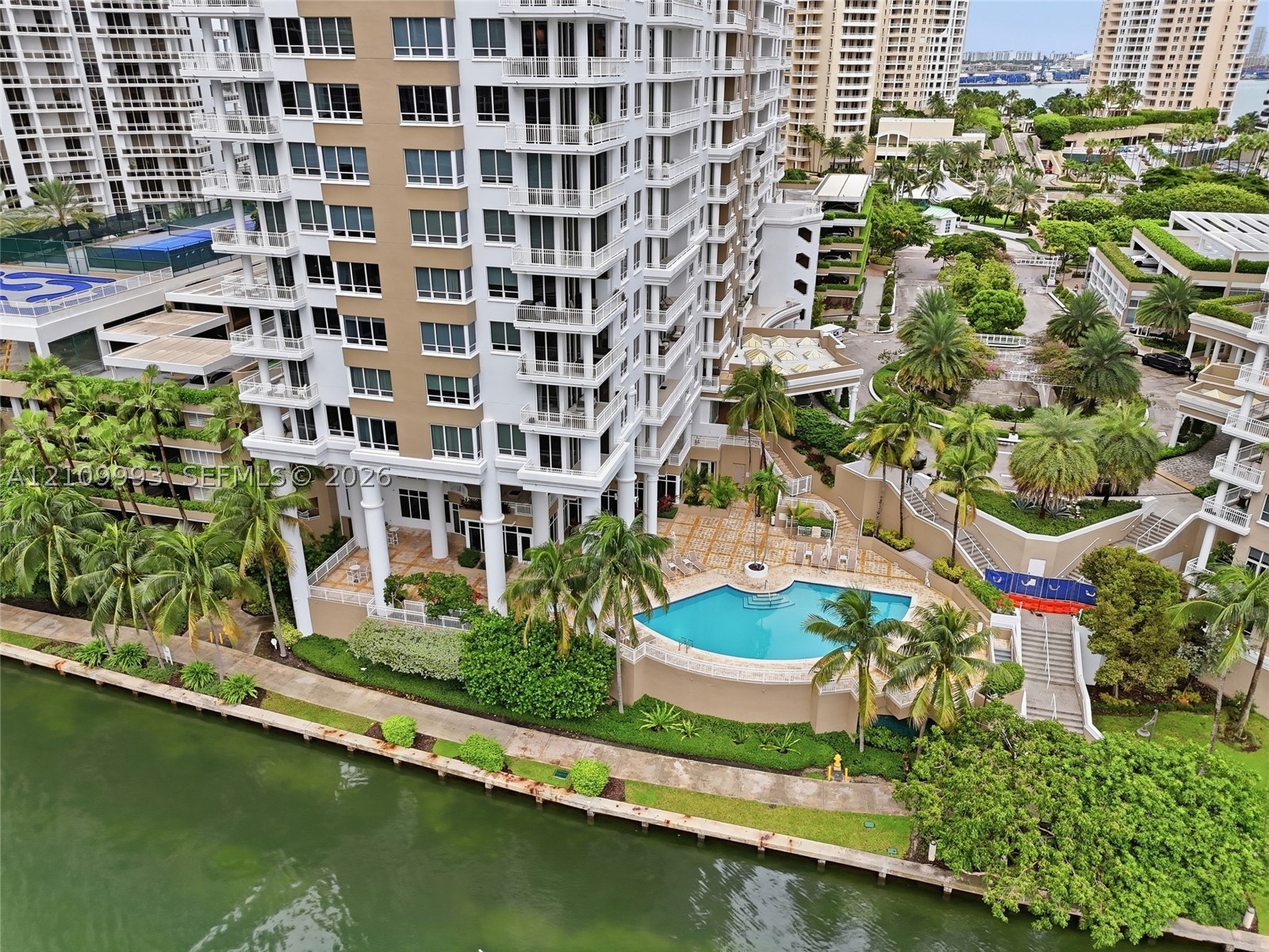 801 Brickell Key Blvd #808 Miami, FL 33131