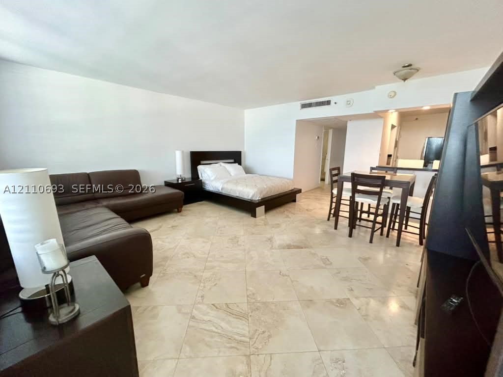 100 Lincoln Rd #1519