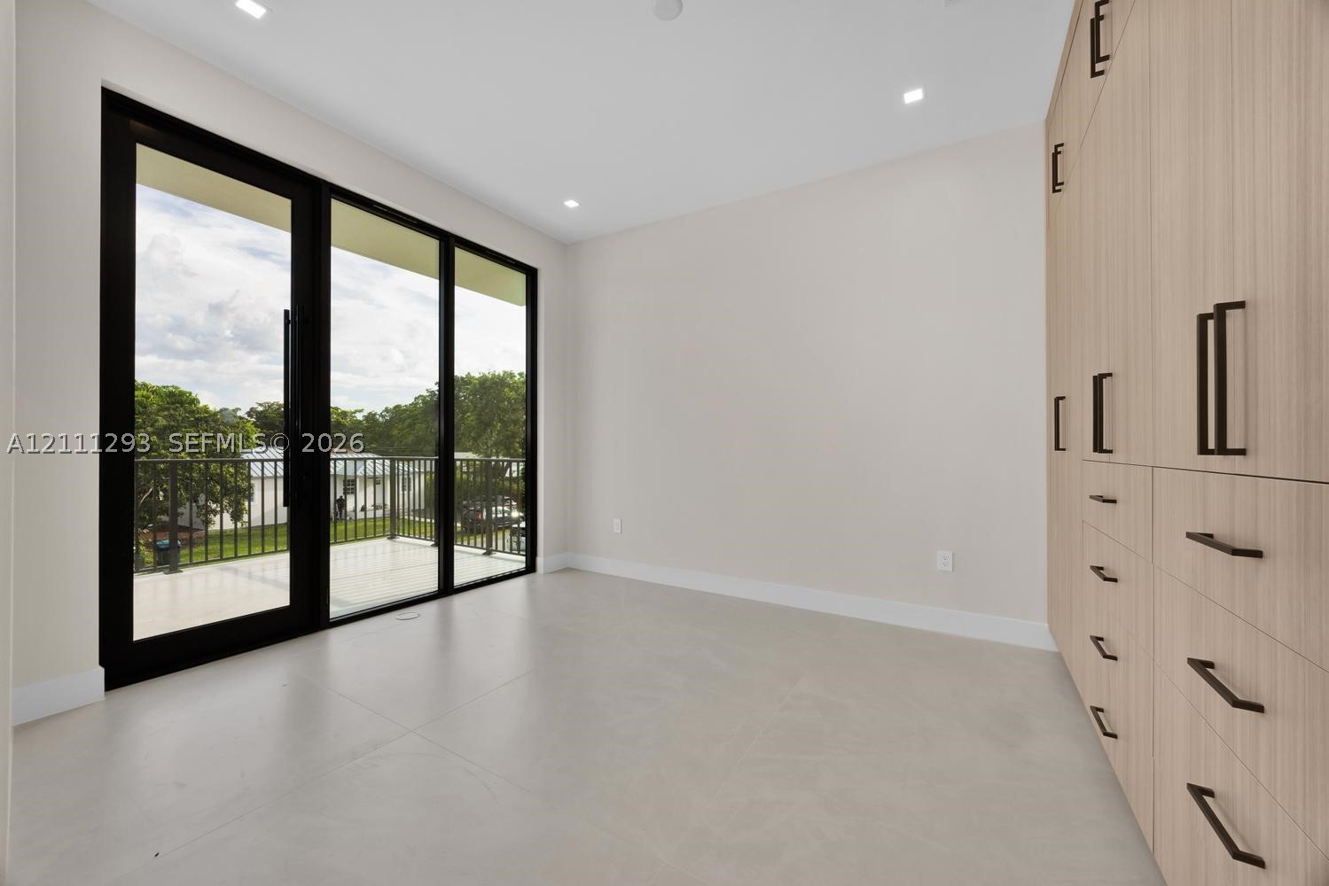 5765 SW 47th St Miami, FL 33155