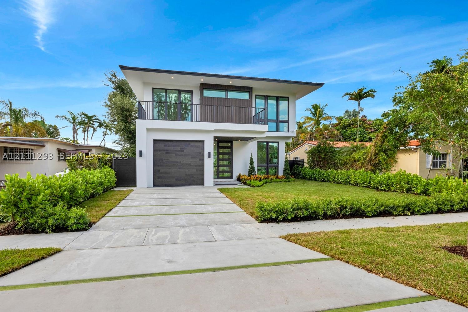 5765 SW 47th St Miami, FL 33155