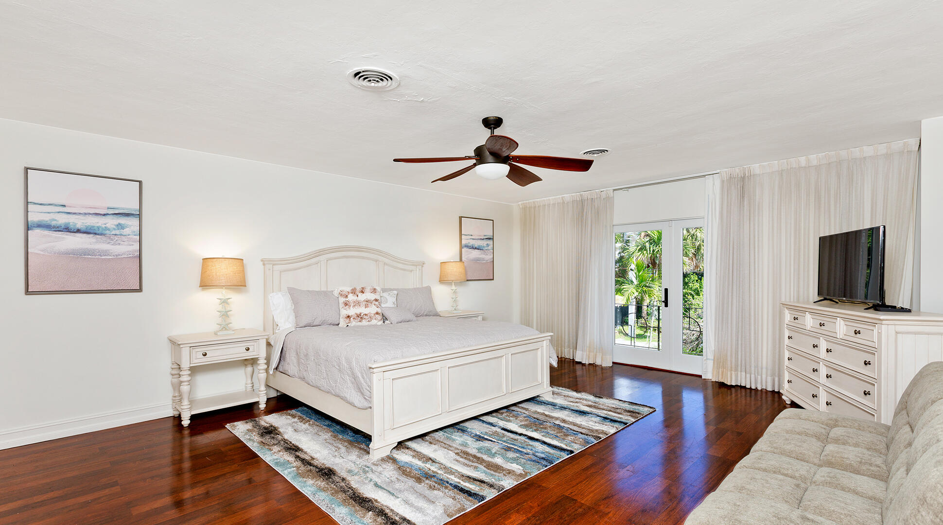 2003 Bay Pompano Beach, FL 33062