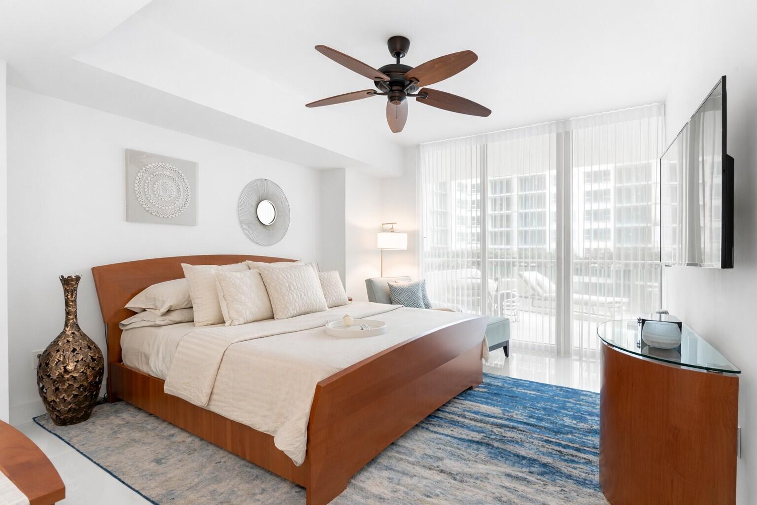 3535 S Ocean #402 Hollywood, FL 33019