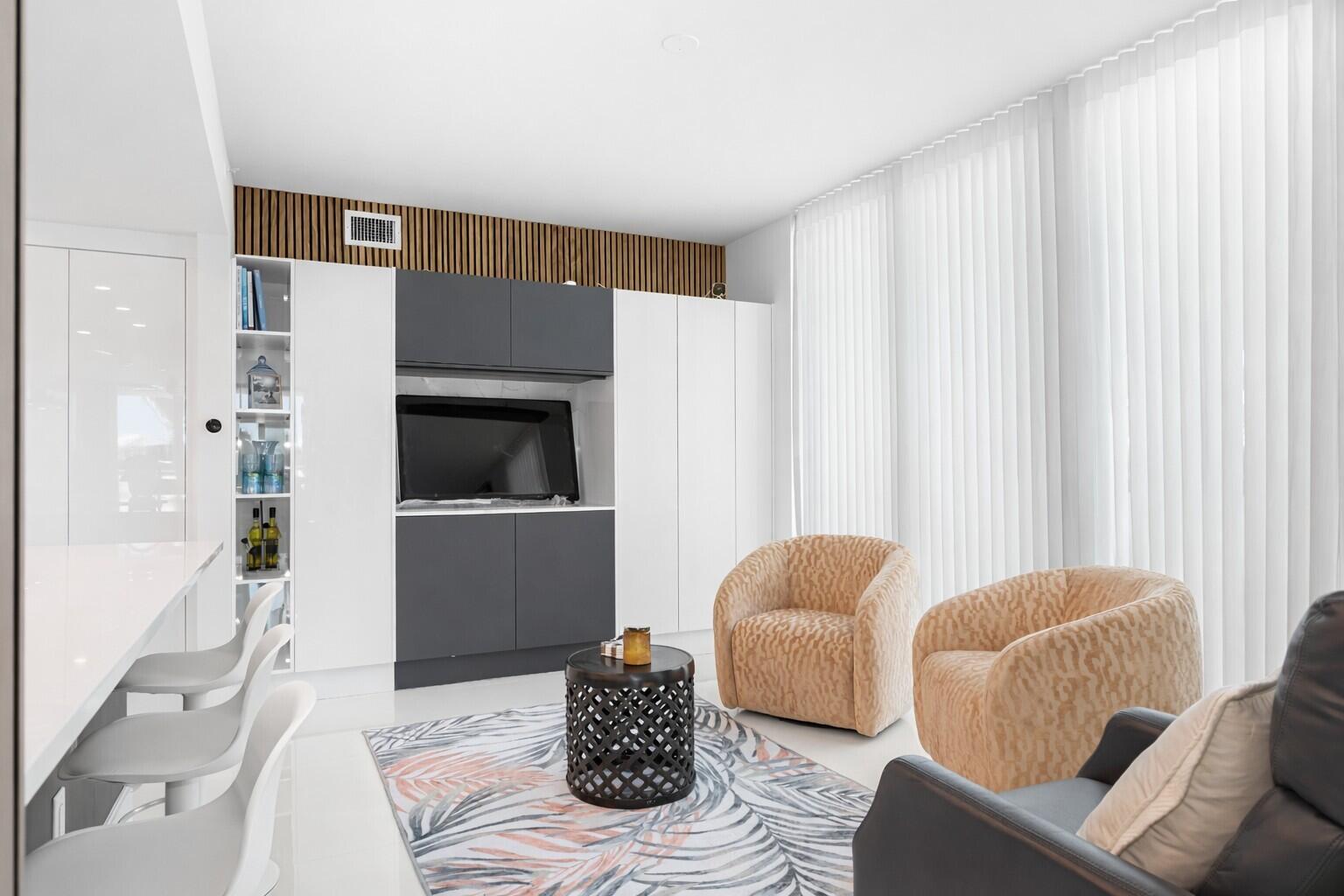 3535 S Ocean #402 Hollywood, FL 33019