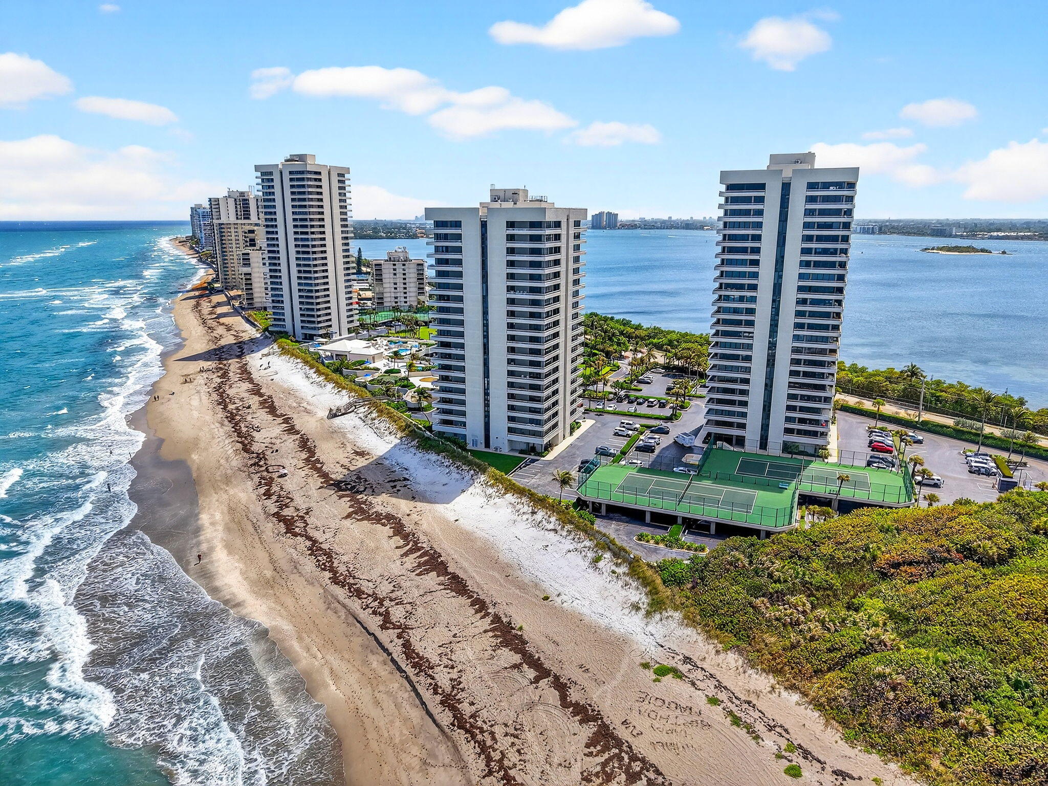 5540 N Ocean #9b Singer Island, FL 33404