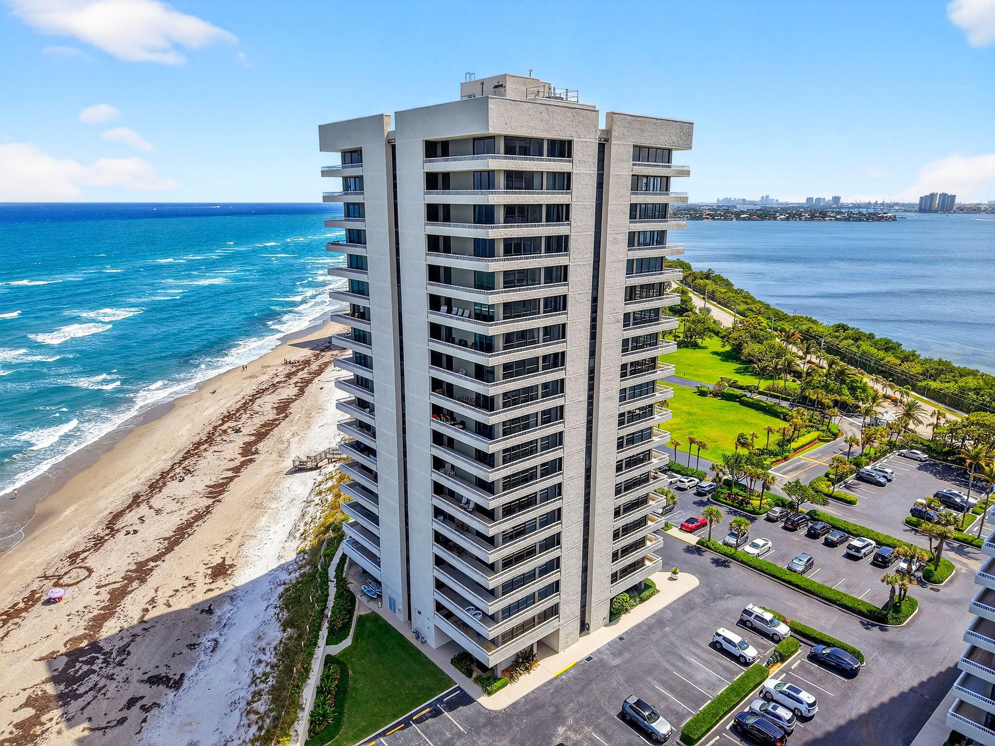 5540 N Ocean #9b Singer Island, FL 33404