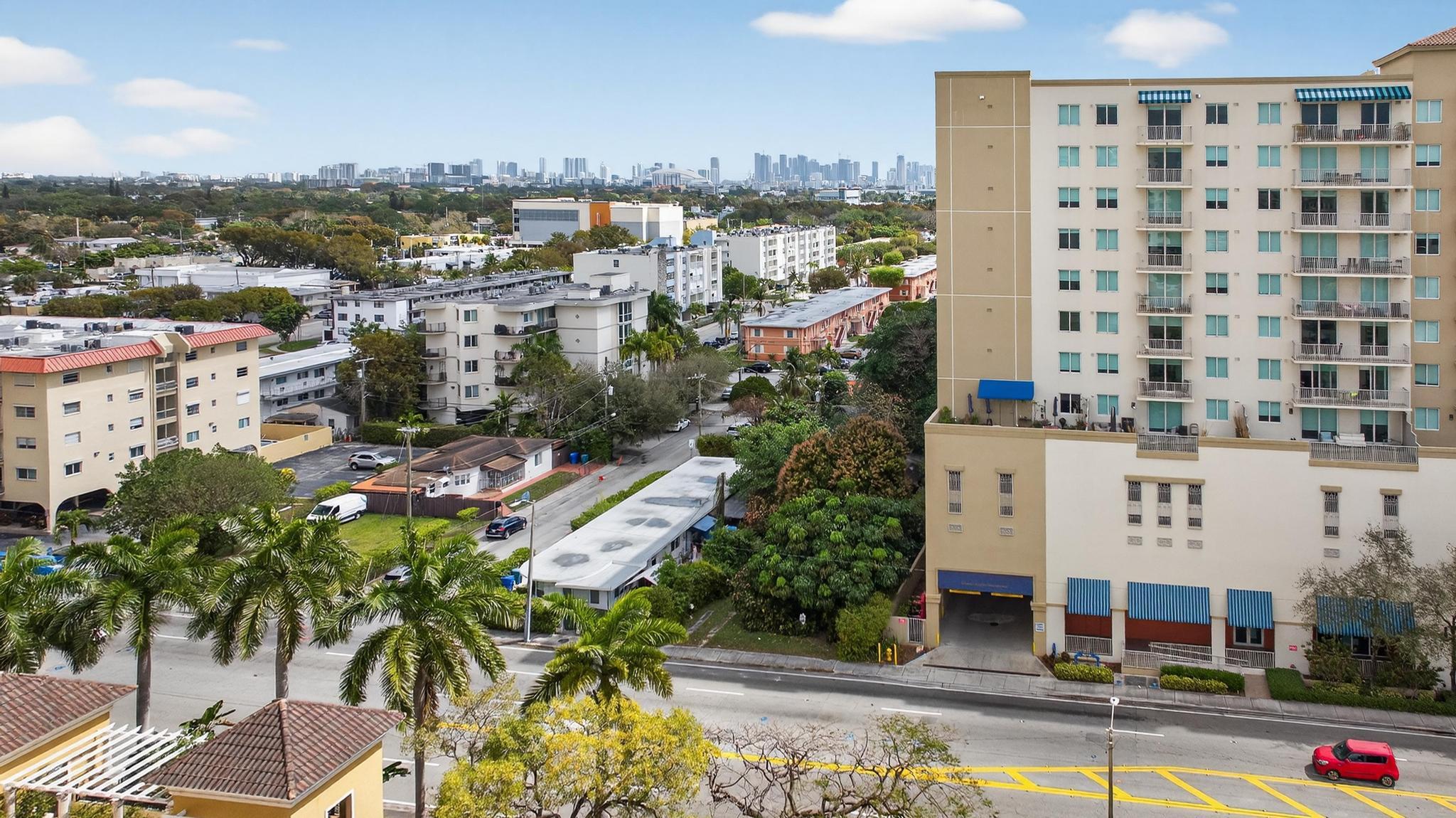 975 SW 37th Miami, FL 33135