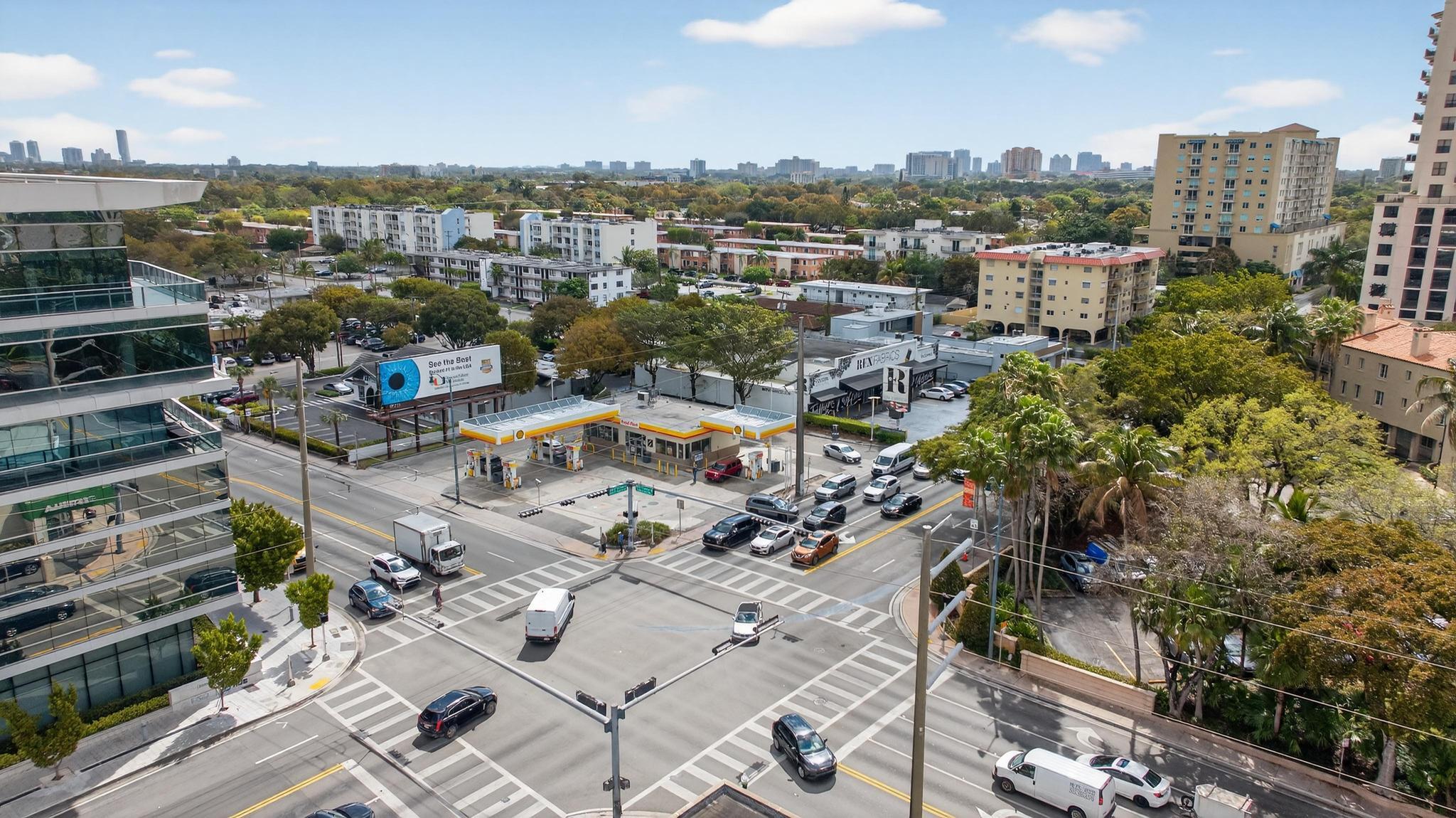 975 SW 37th Miami, FL 33135