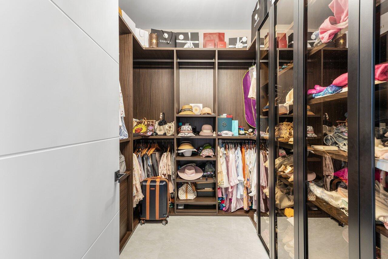 9625 Vescovato Boca Raton, FL 33496