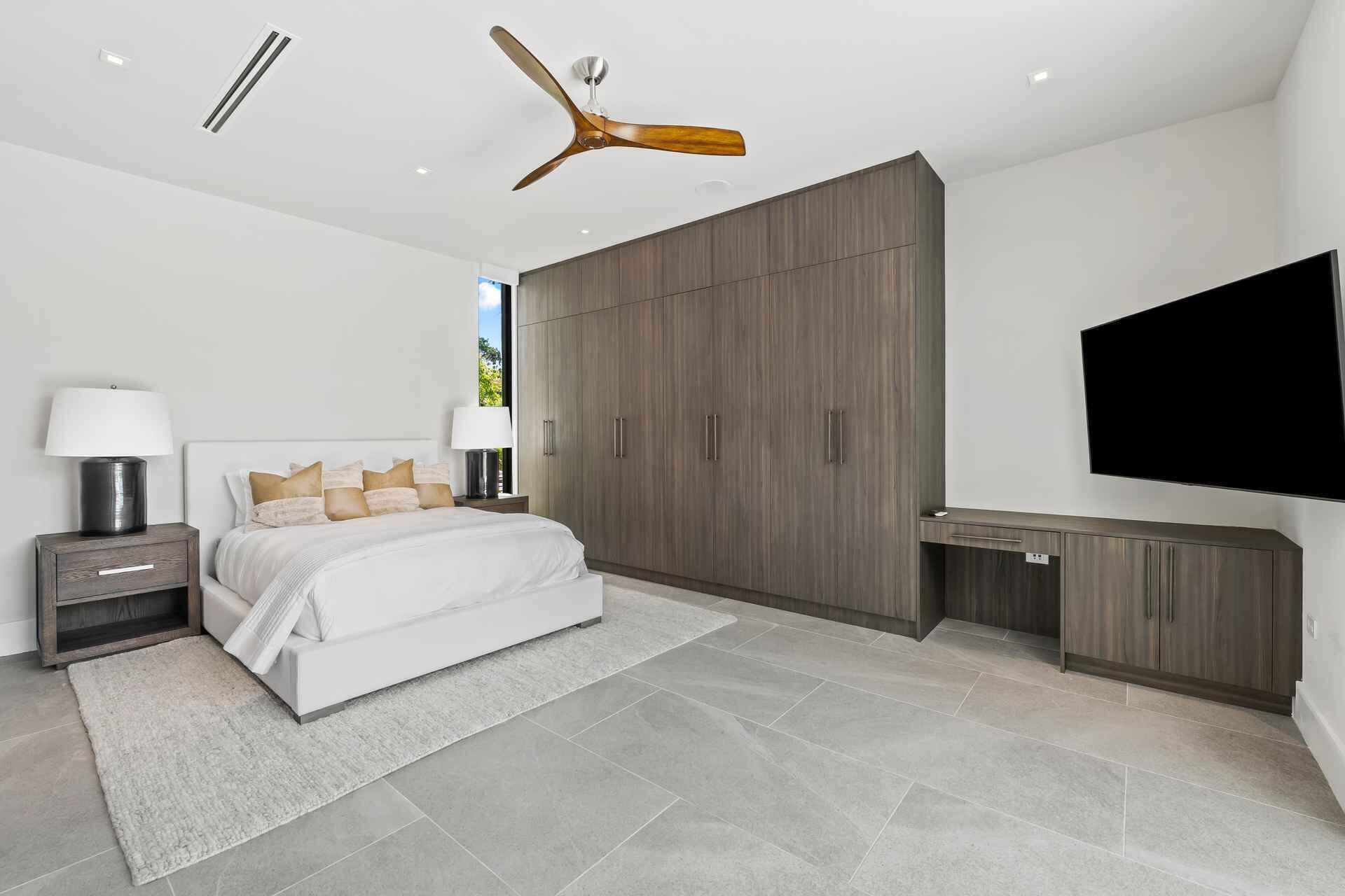 5288 Alton #3 Miami Beach, FL 33140