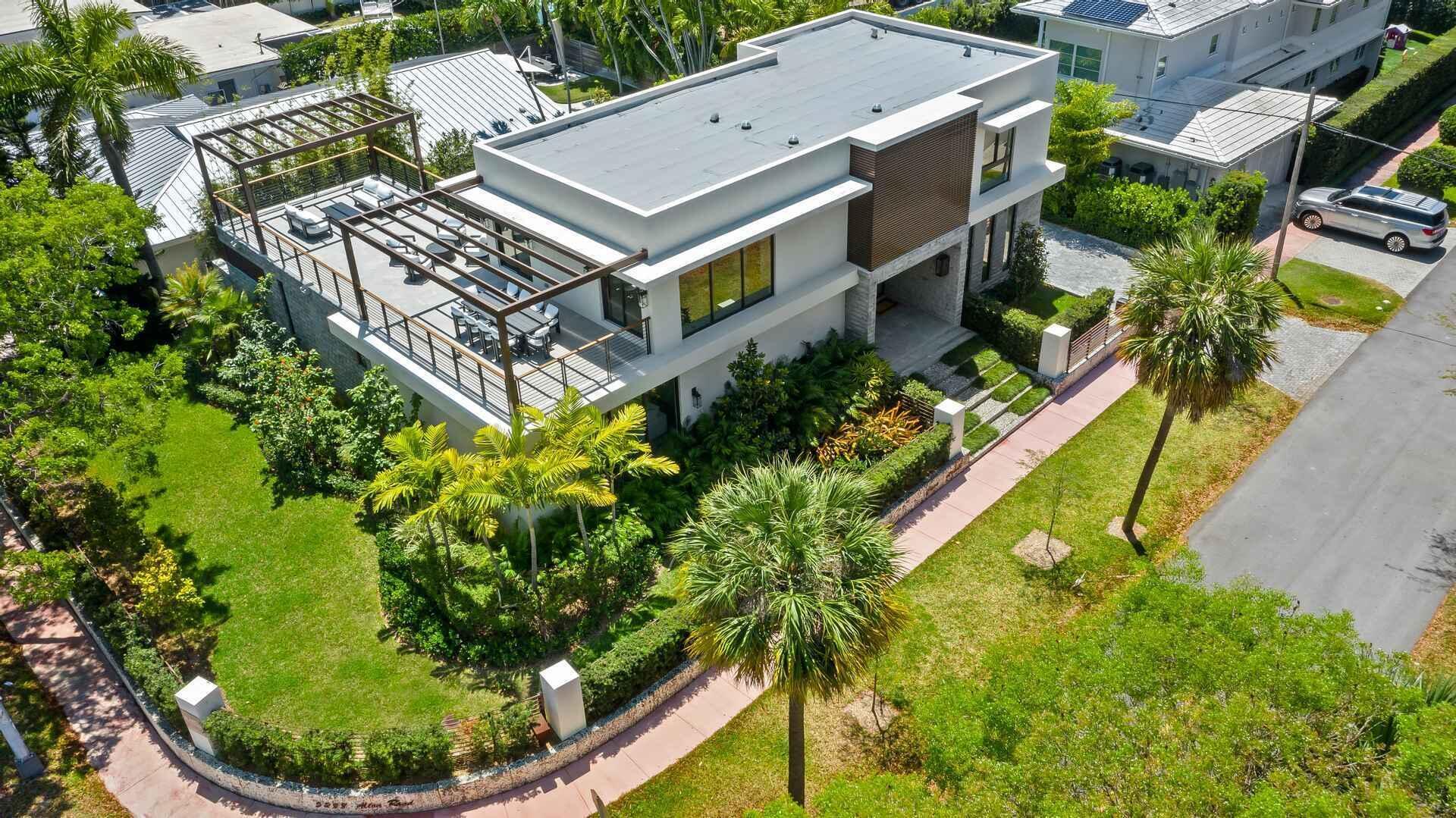 5288 Alton #3 Miami Beach, FL 33140