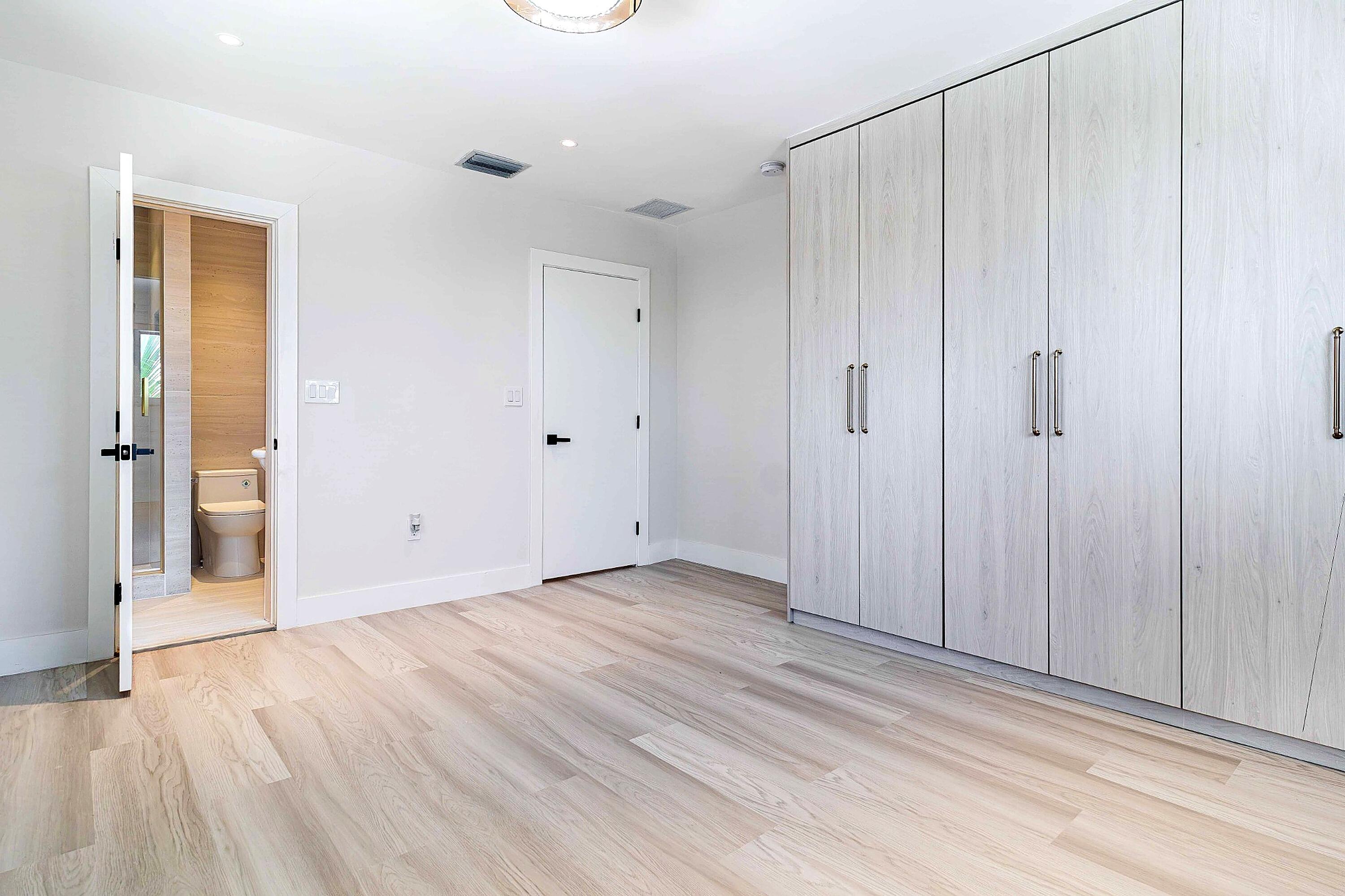 3341 NE 170th North Miami Beach, FL 33160