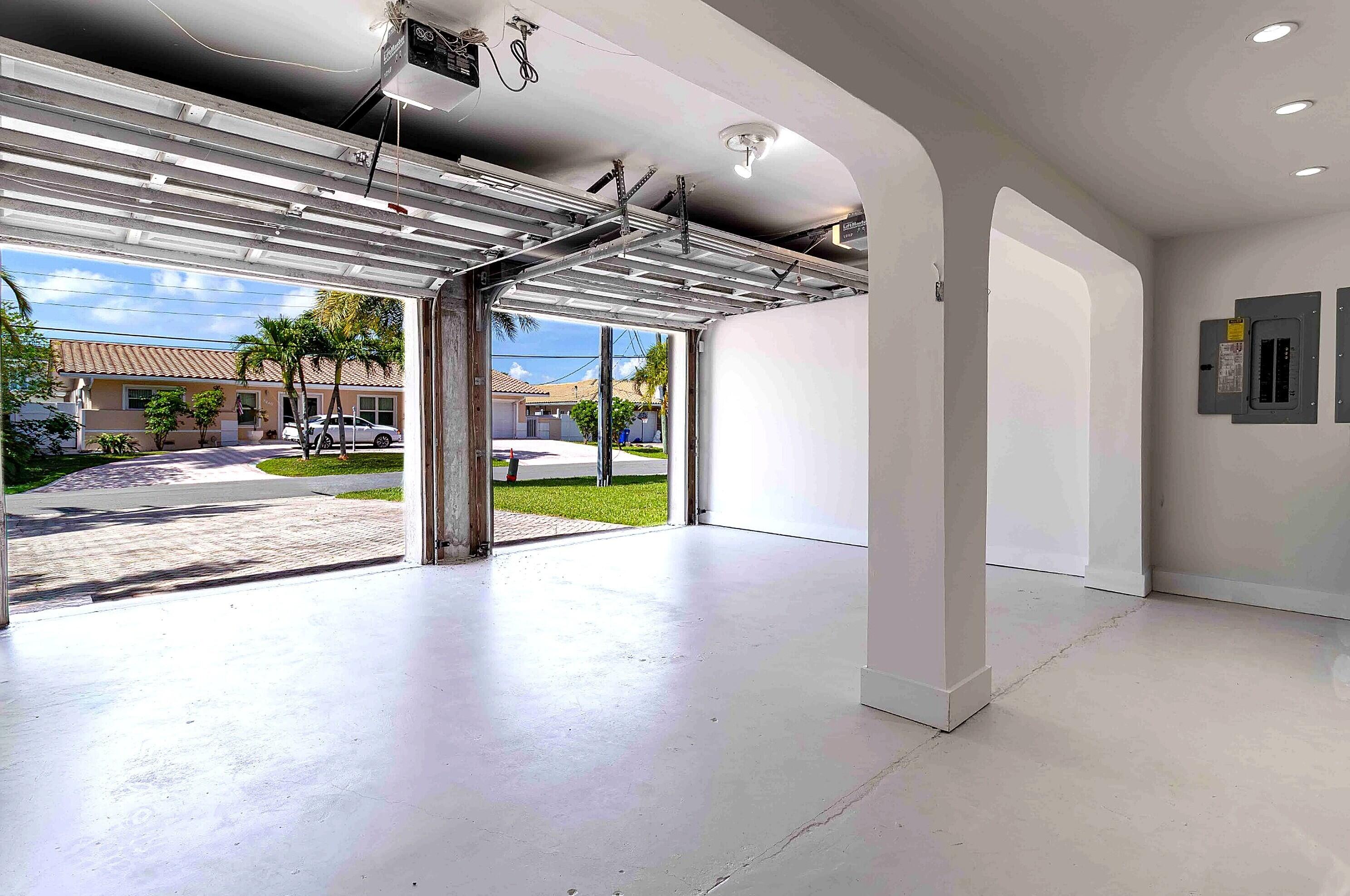 3341 NE 170th North Miami Beach, FL 33160