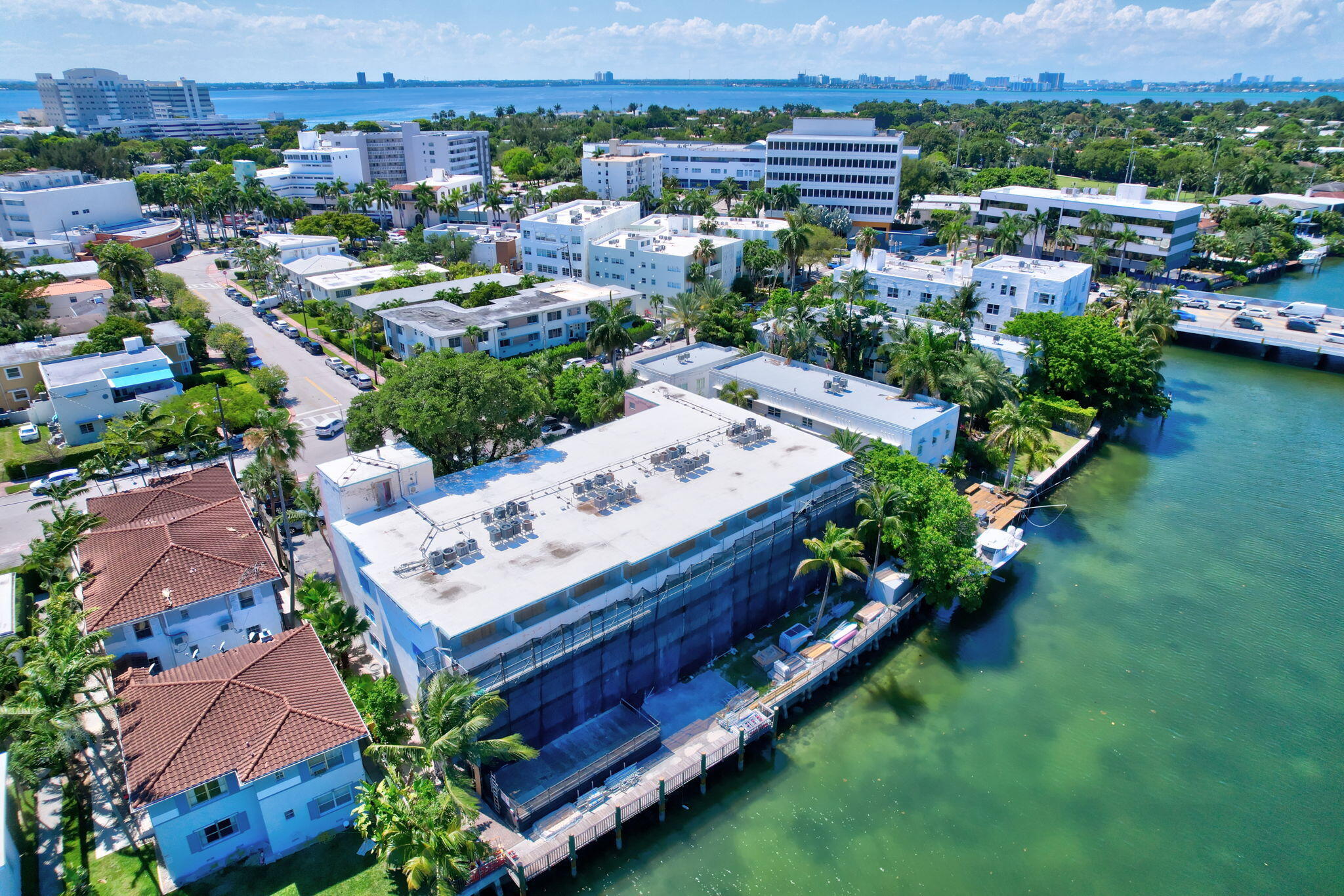 4011 N Meridian #32