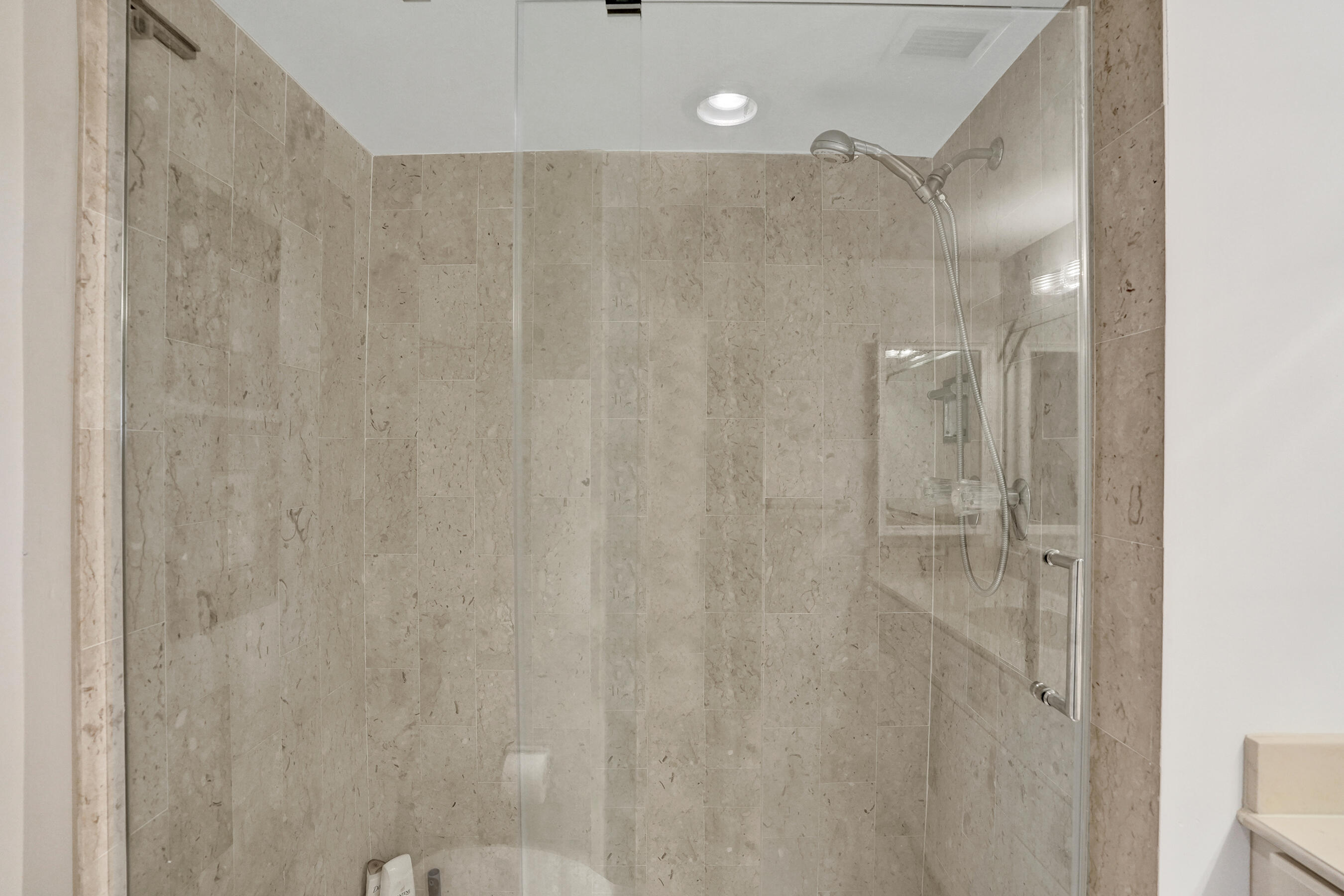 1340 S Ocean #303 Pompano Beach, FL 33062