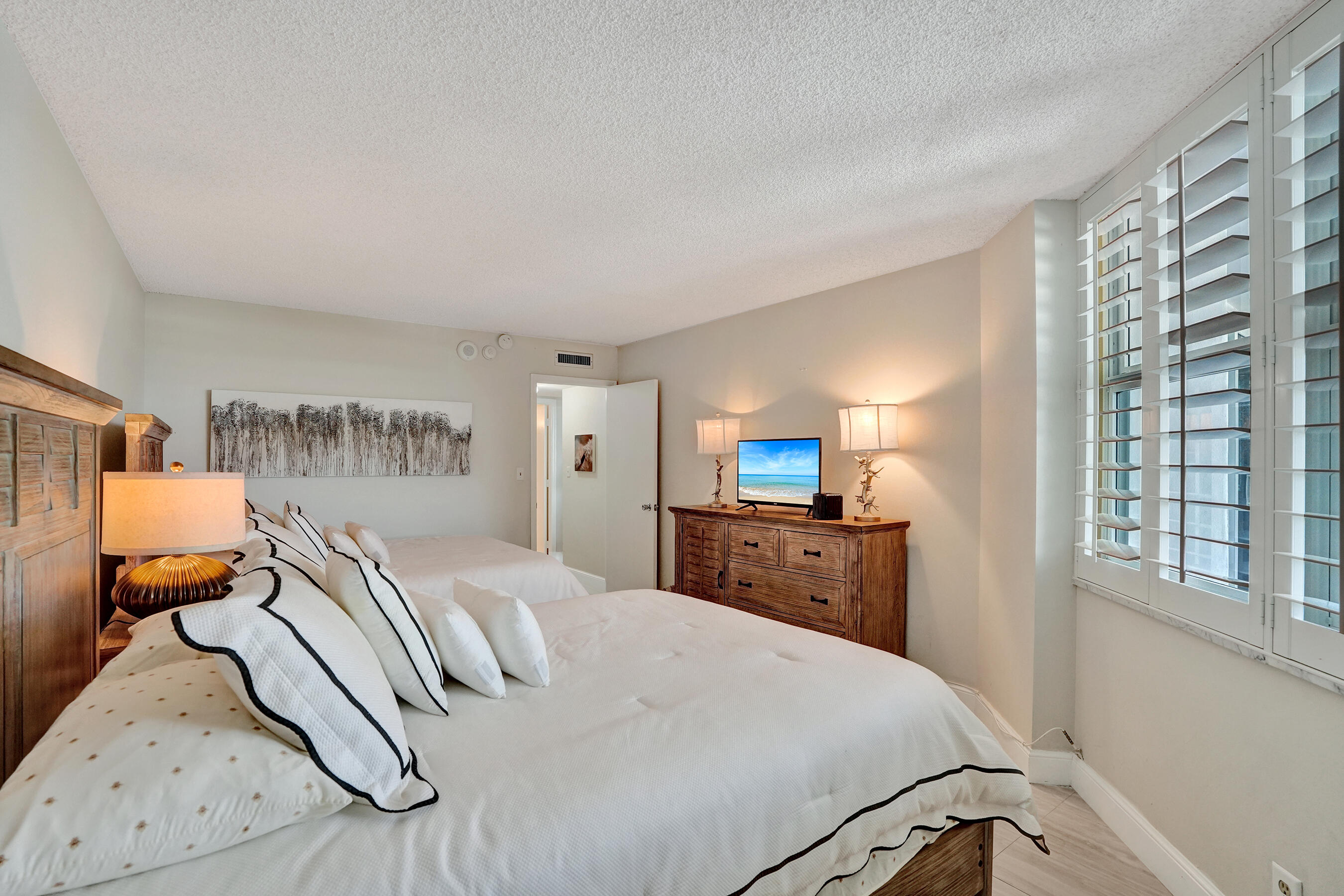 1340 S Ocean #303 Pompano Beach, FL 33062