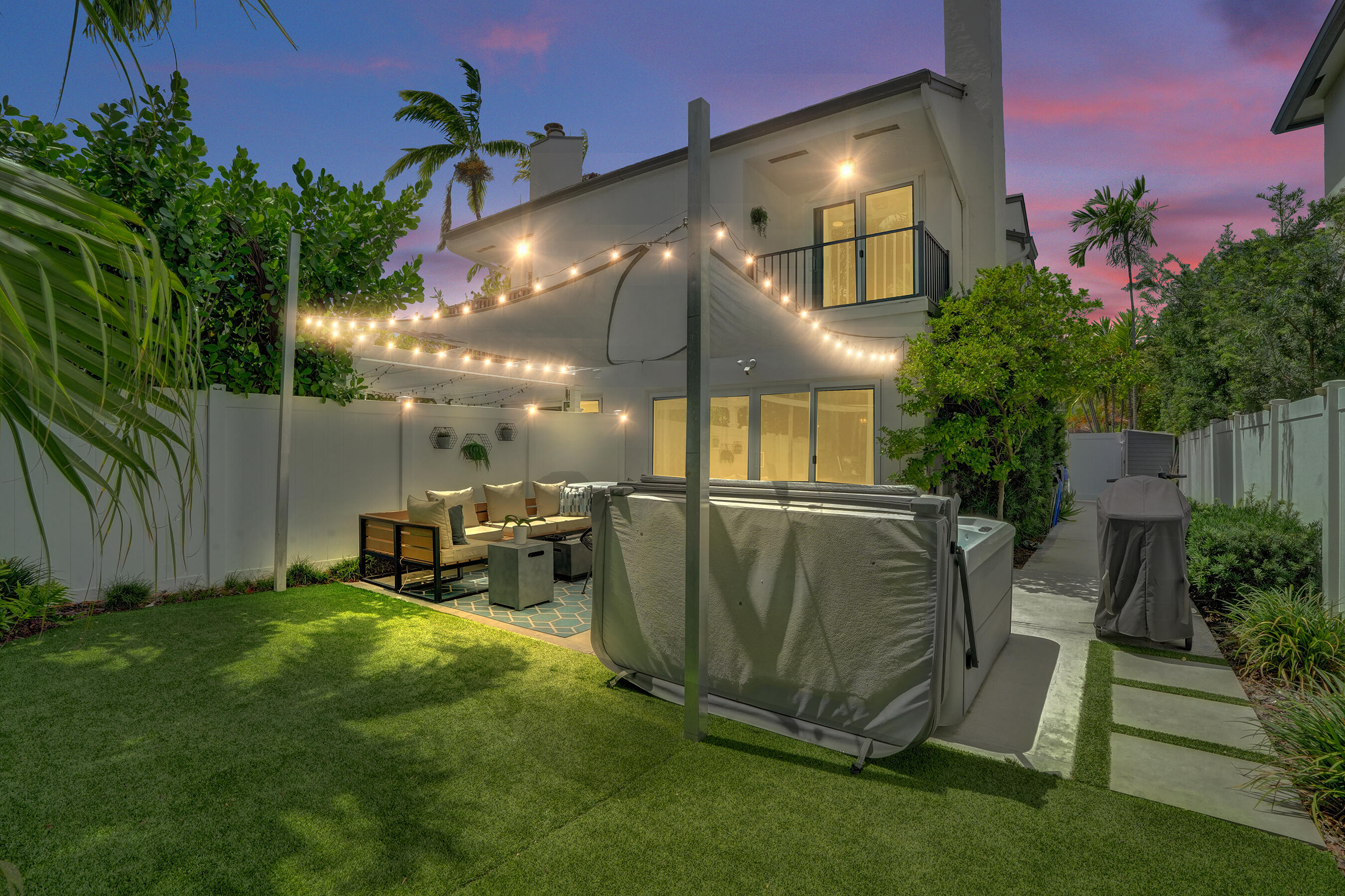 1618 NE 5th Fort Lauderdale, FL 33301