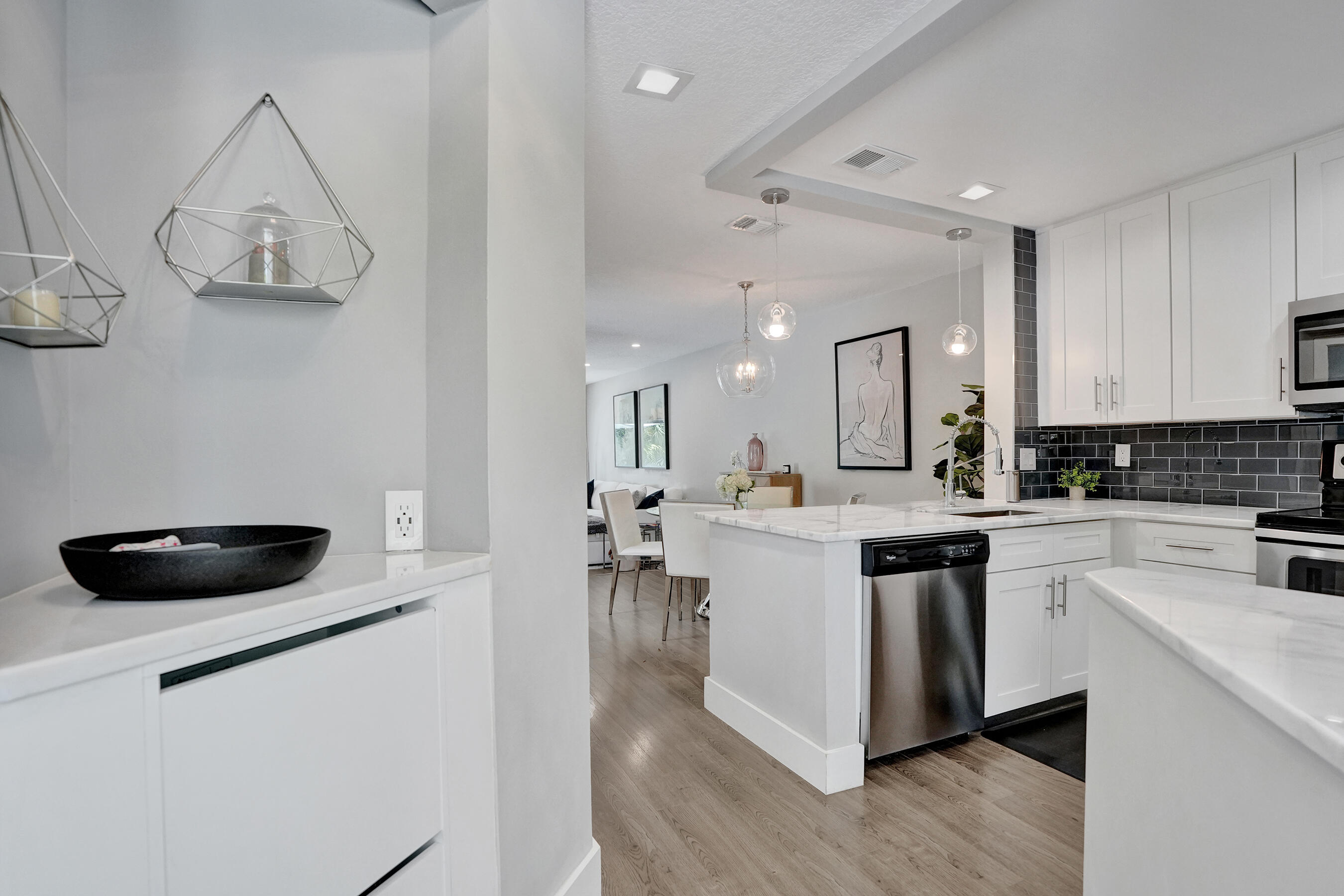 1618 NE 5th Fort Lauderdale, FL 33301